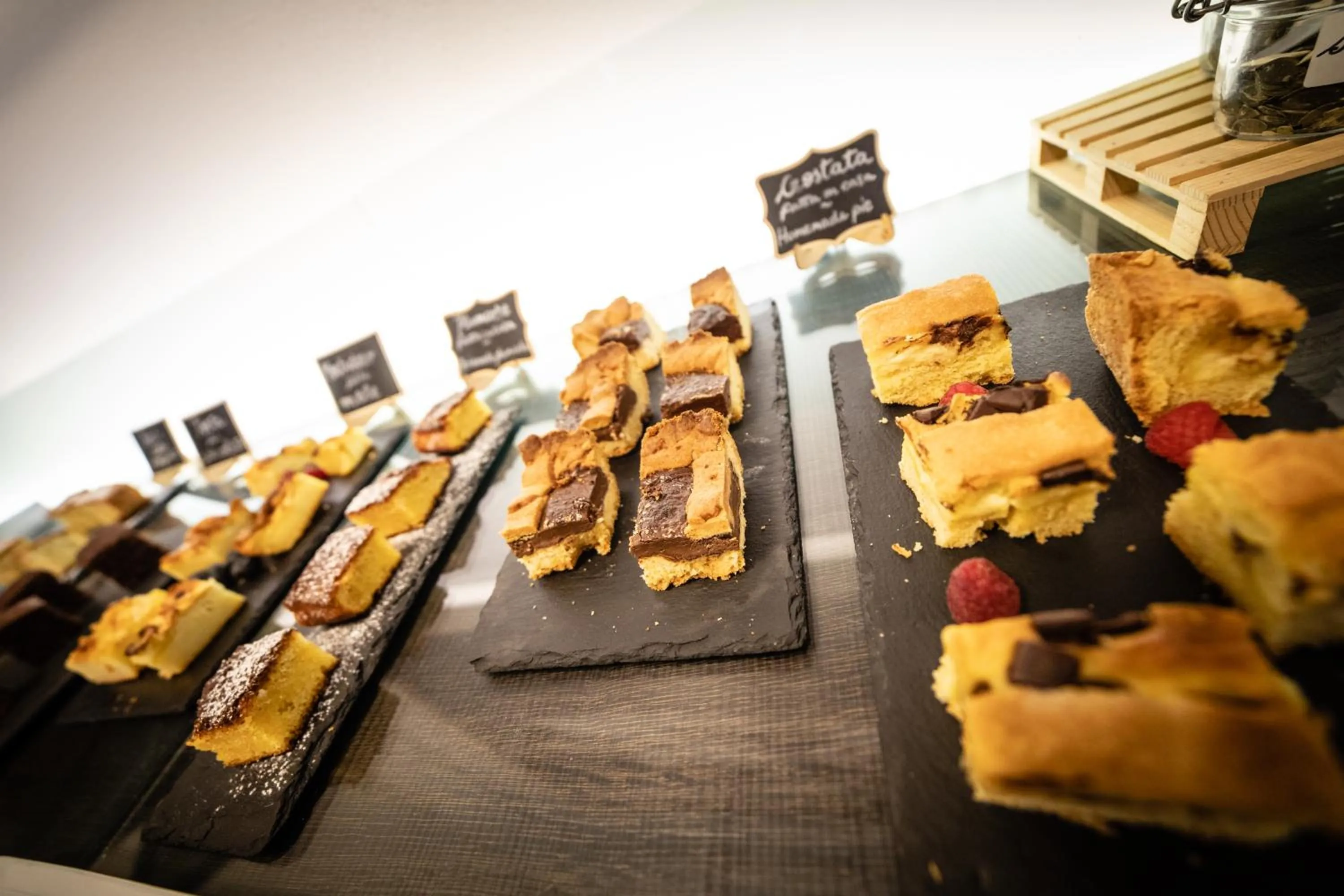 Food and drinks in HB Aosta Hotel & Balcony SPA