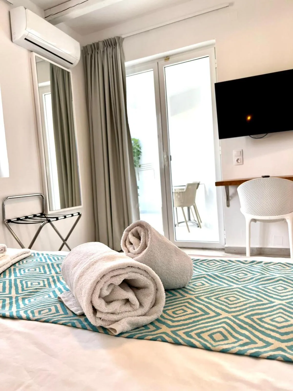 Bed in Blue Bay Lifestyle - ex Bali Blue Bay