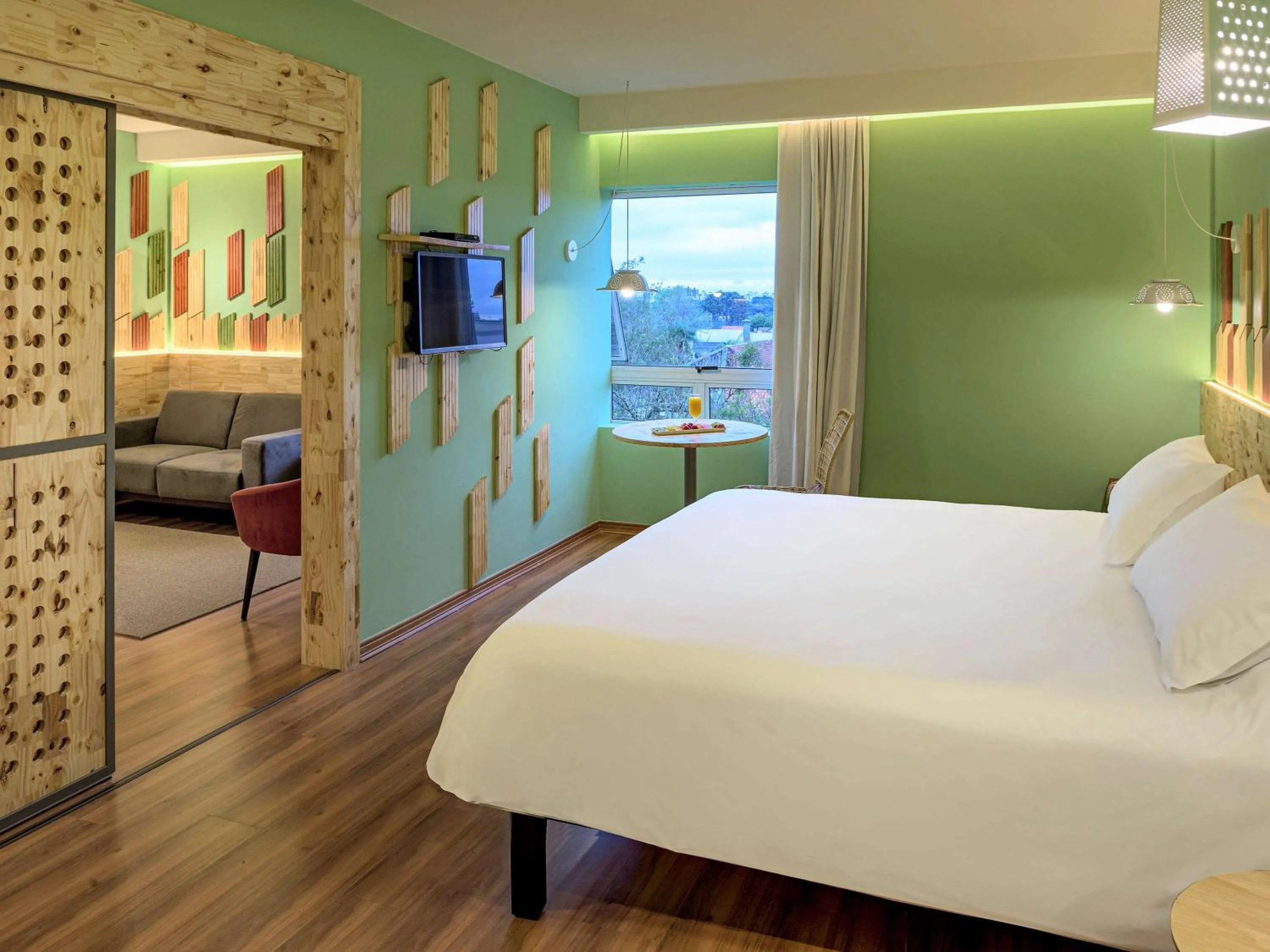 Photo of the whole room, Bed in Hotel Nacional Inn Curitiba Santa Felicidade