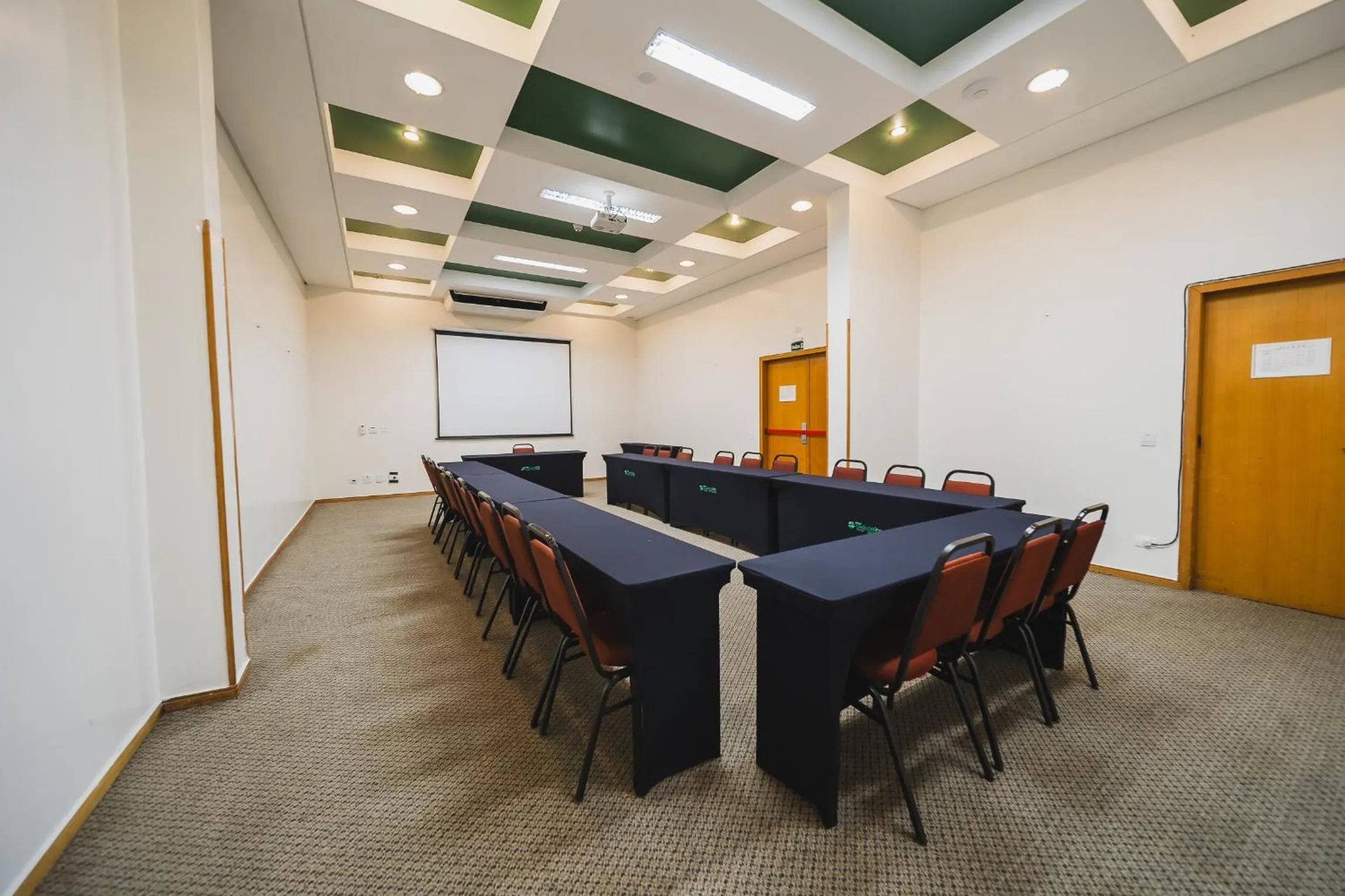 Banquet/Function facilities in Hotel Nacional Inn Curitiba Santa Felicidade