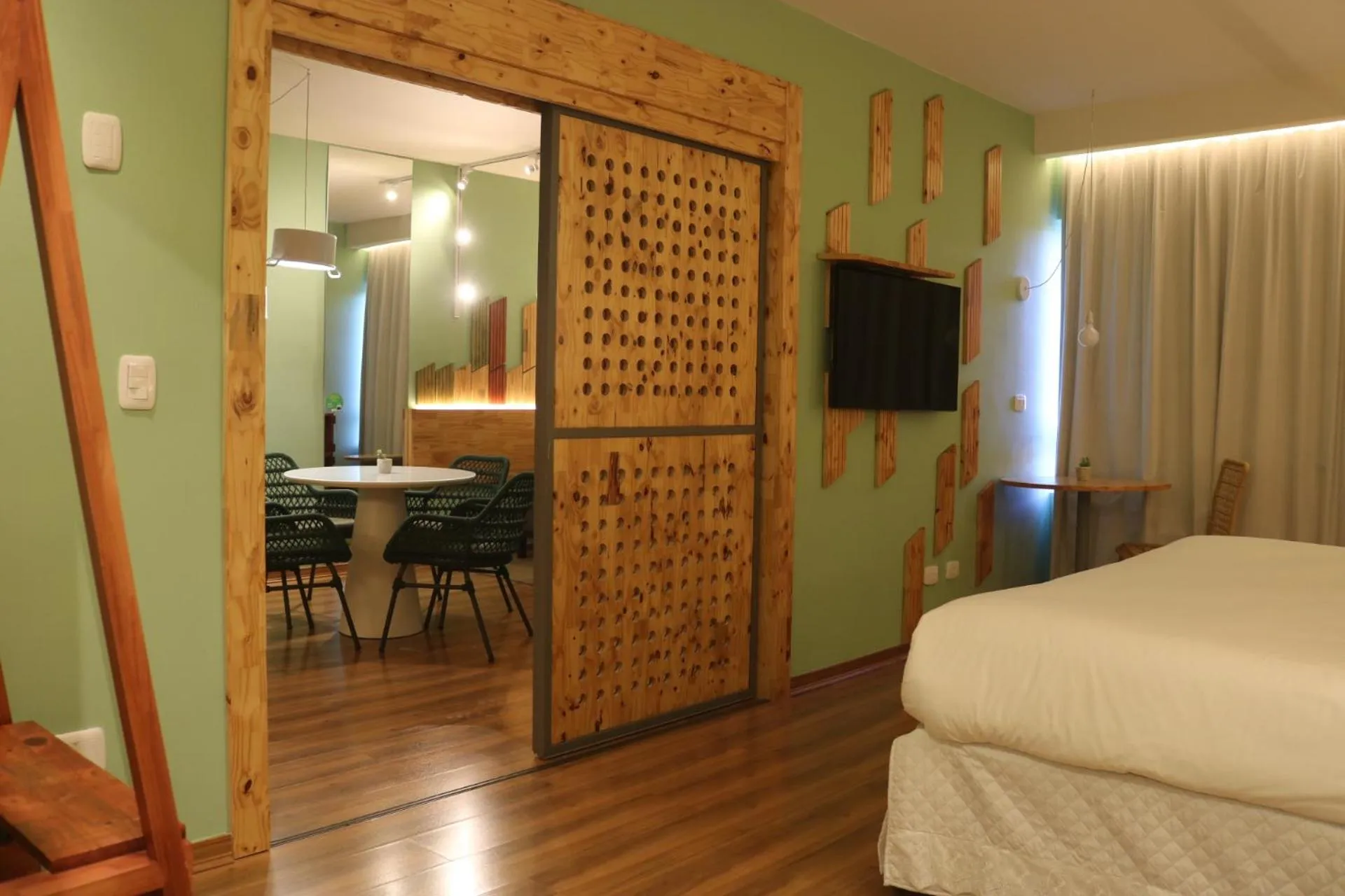 Seating area, Bed in Hotel Nacional Inn Curitiba Santa Felicidade