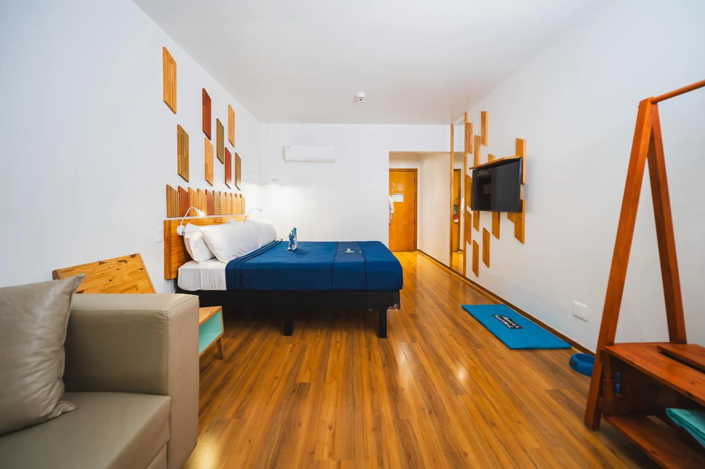 Bathroom, Bed in Hotel Nacional Inn Curitiba Santa Felicidade
