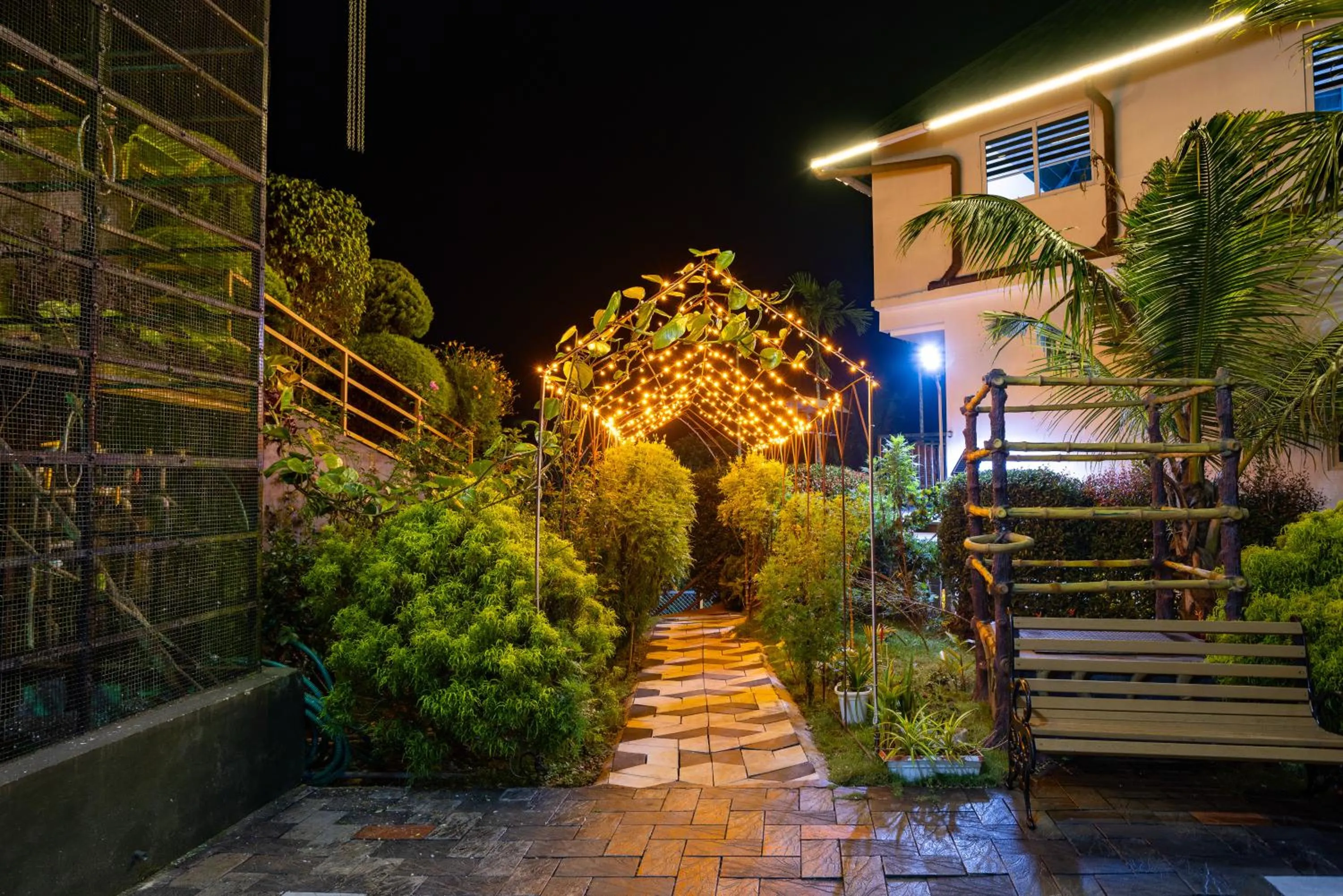 Garden in Star Emirates Luxury Resort and Spa, Munnar
