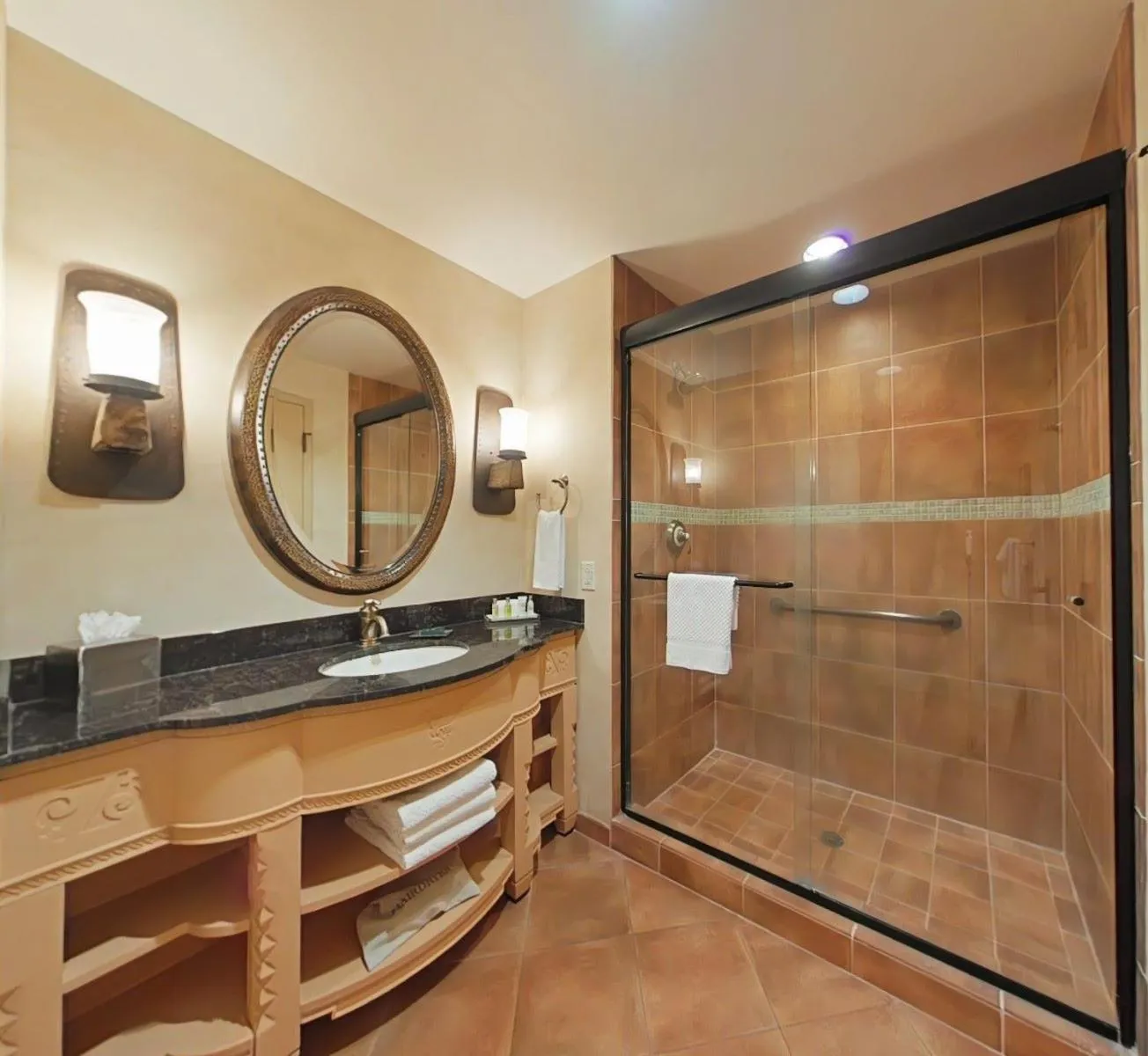 Shower in Hilton Santa Fe Buffalo Thunder