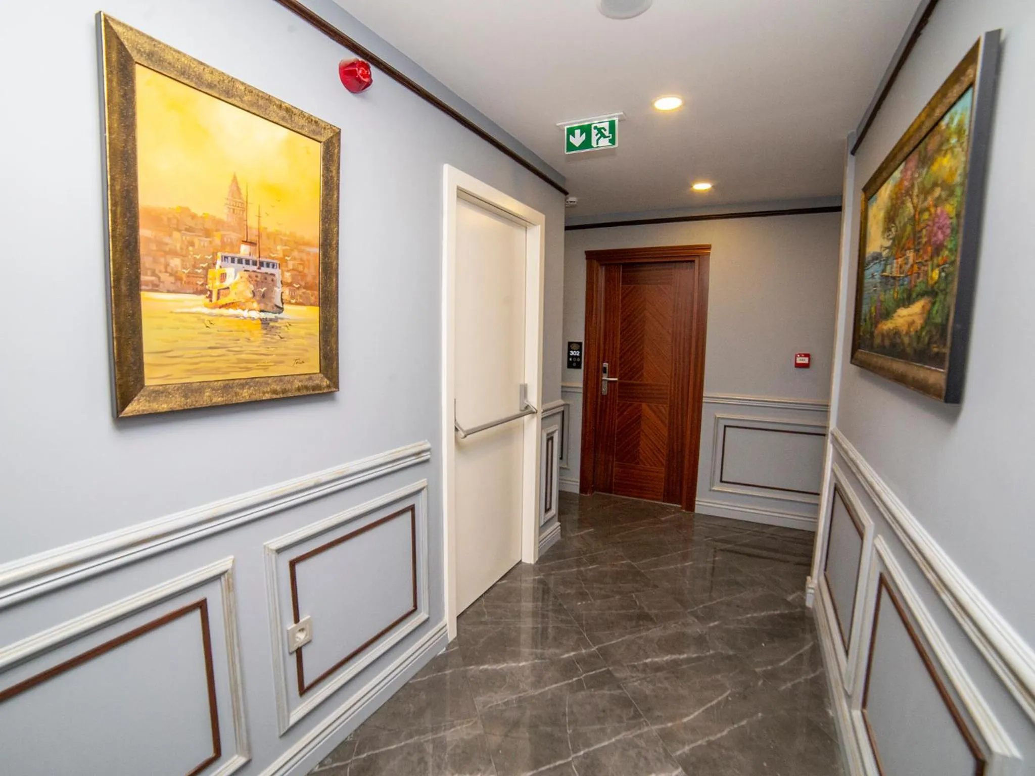 Floor plan in HHK Hotel Downtown