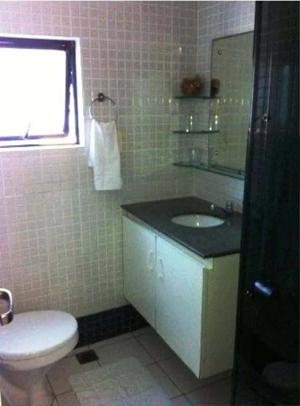 Bathroom in Studio Everest By Smart Stays