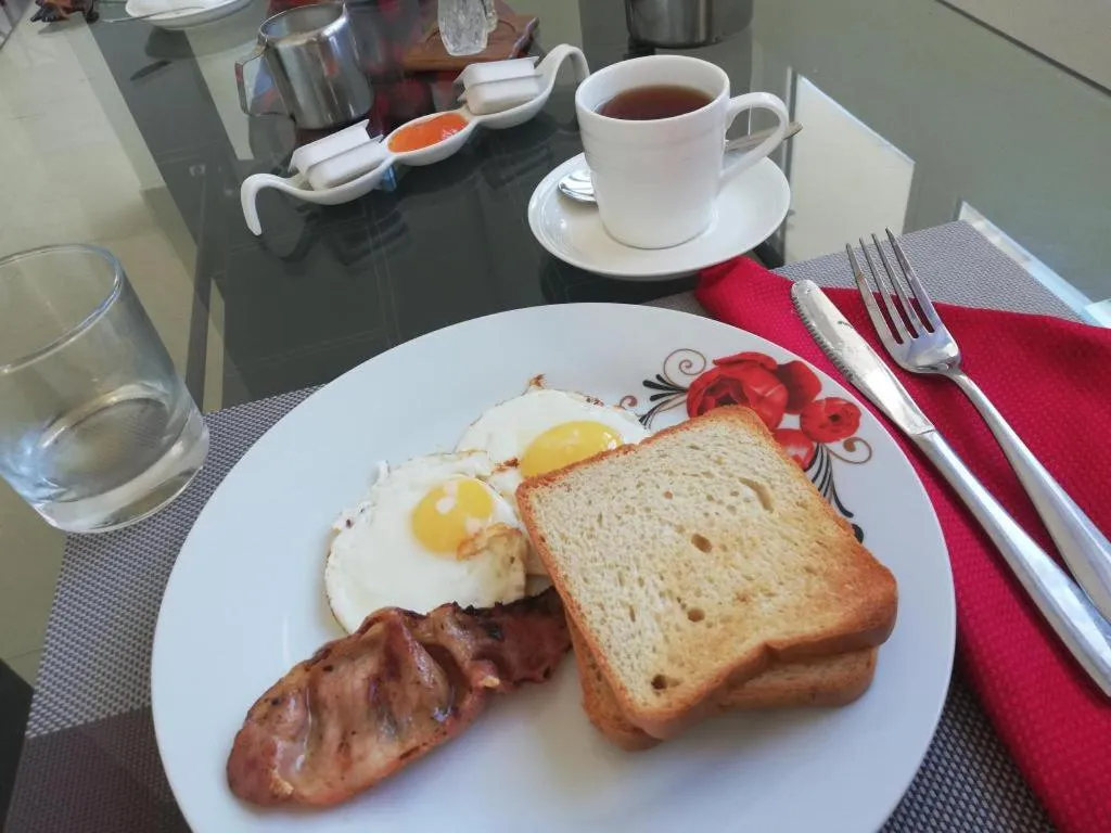 Food and drinks in Diamond Plaza