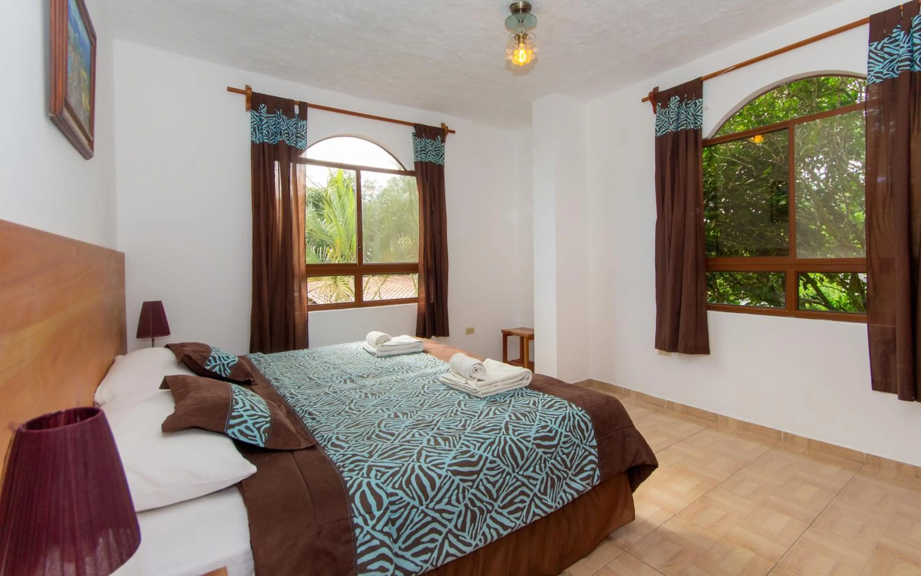 Bed in Hotel Twin Galápagos