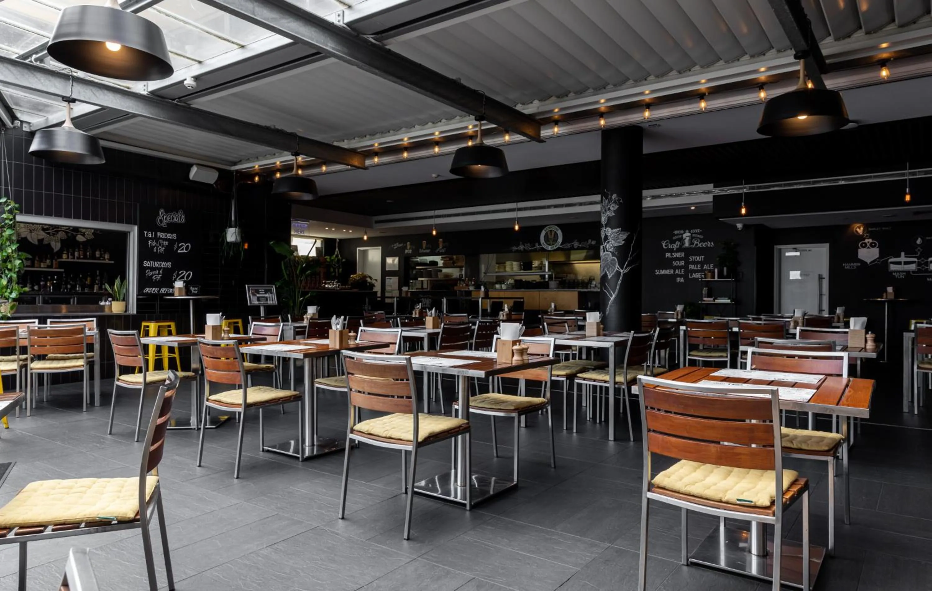 Restaurant/places to eat in Atura Dandenong