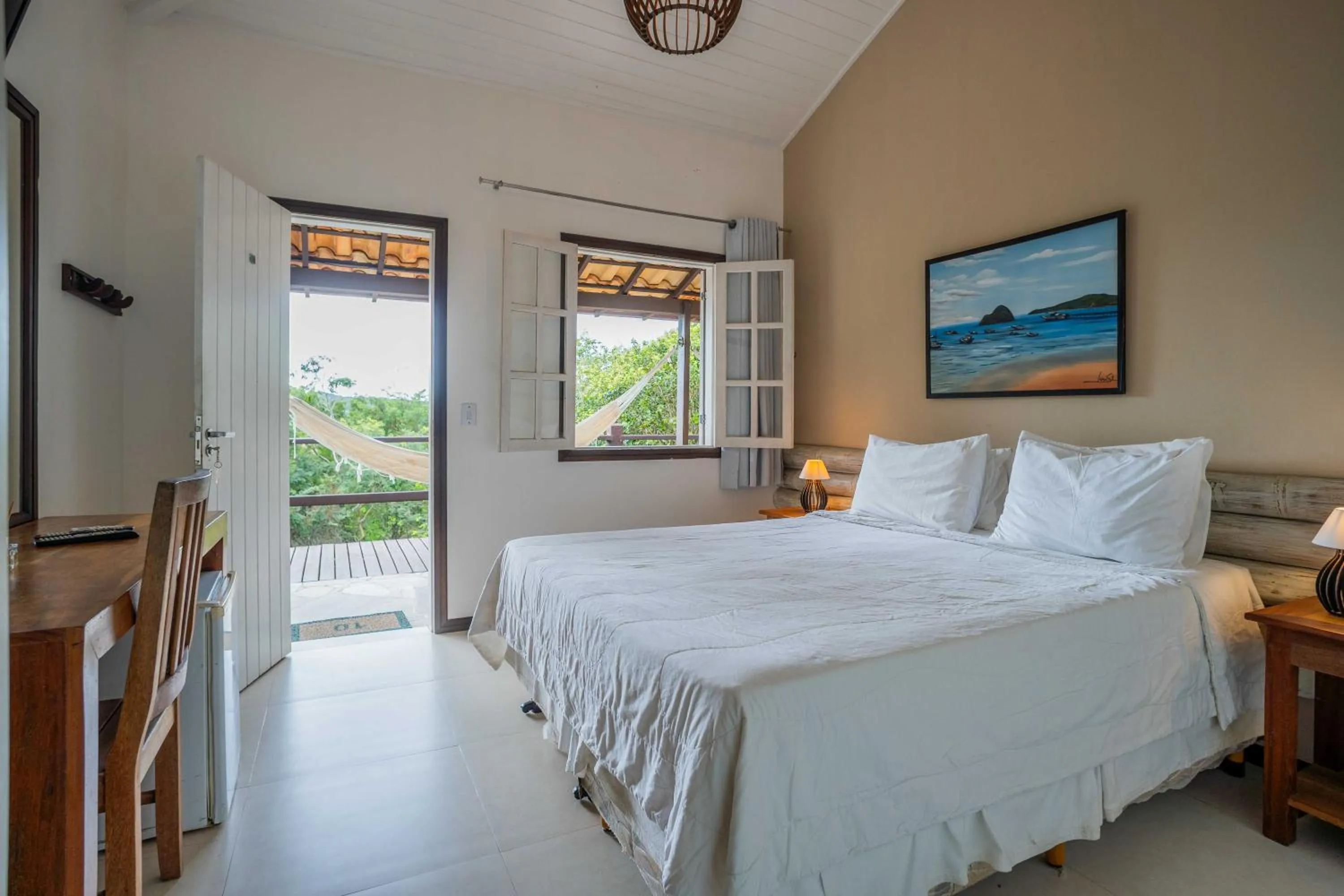 View (from property/room), Bed in Pousada Vila Pitanga