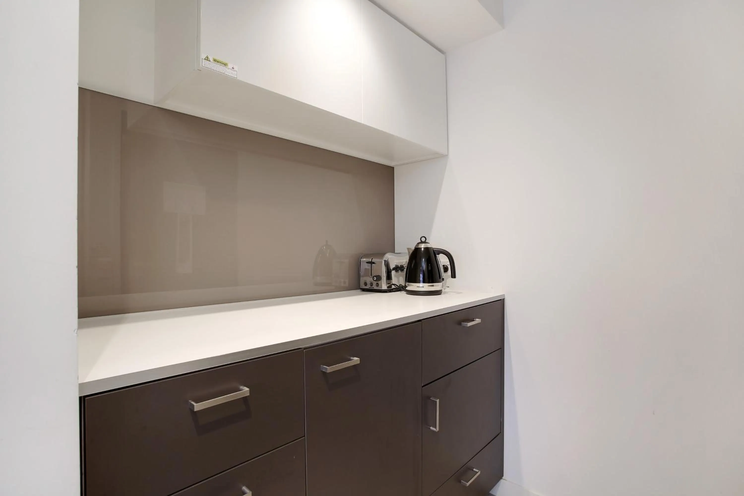 Kitchen or kitchenette in Seasons Heritage Melbourne