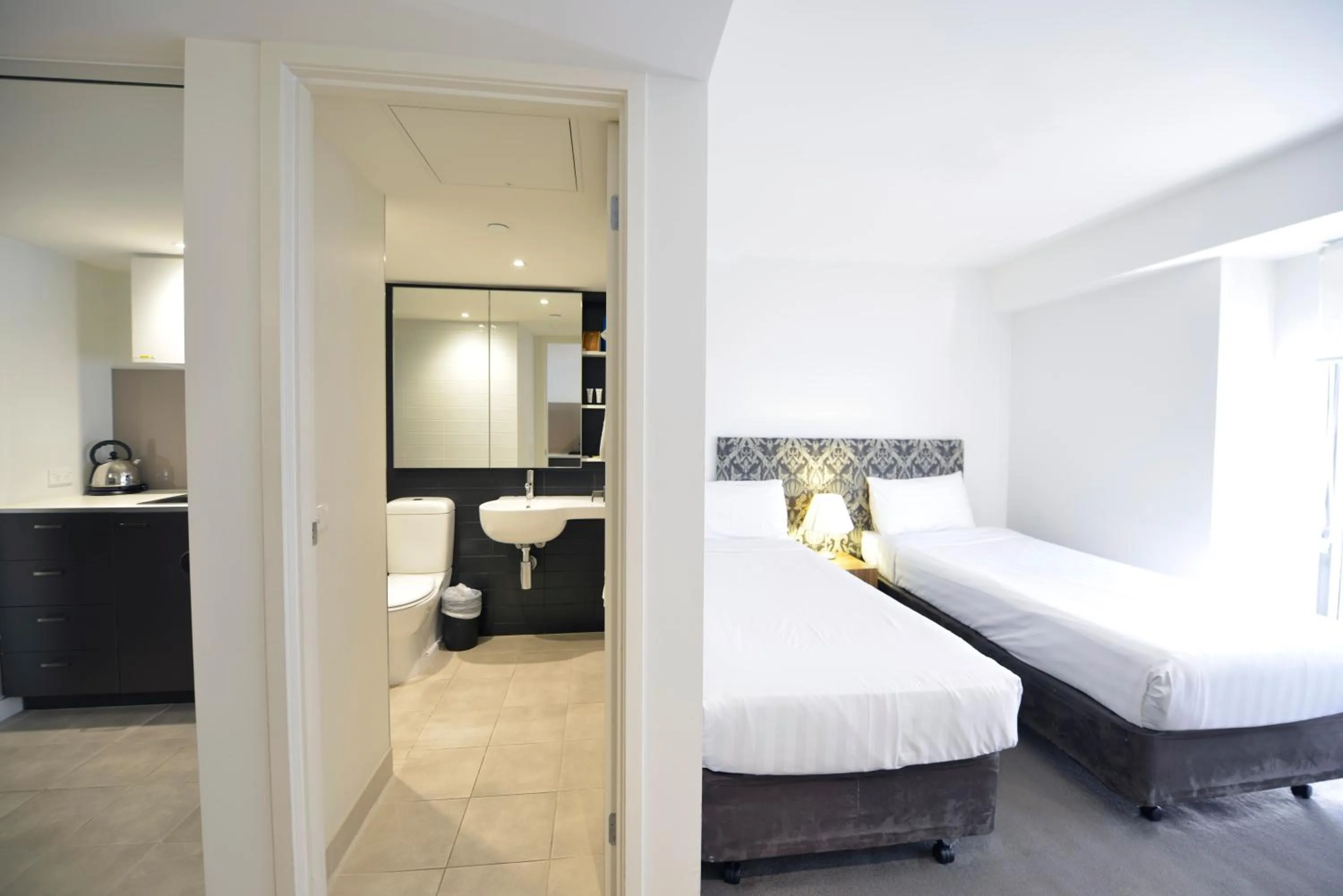 Photo of the whole room in Seasons Heritage Melbourne