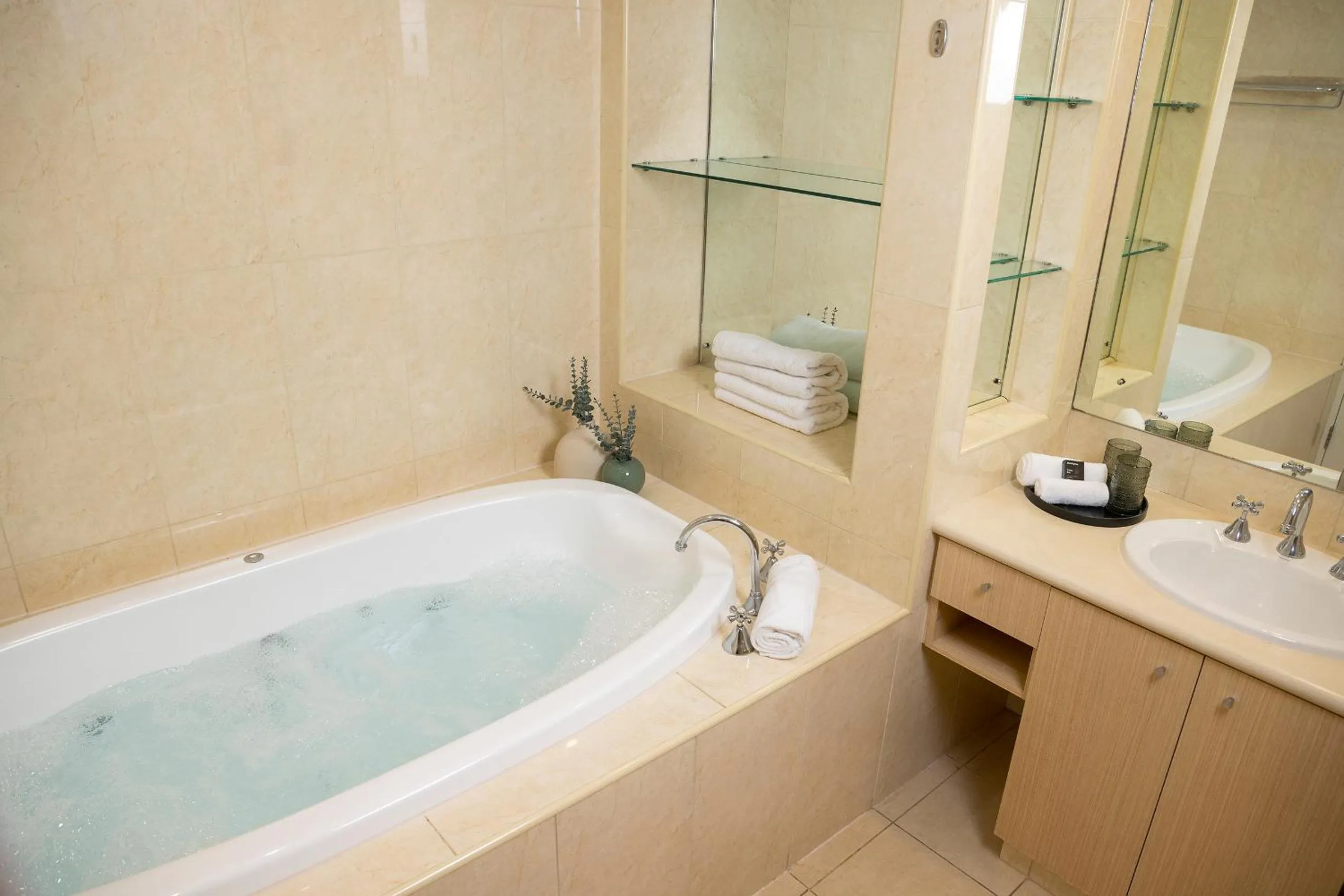 Bathroom in Rydges Kalgoorlie