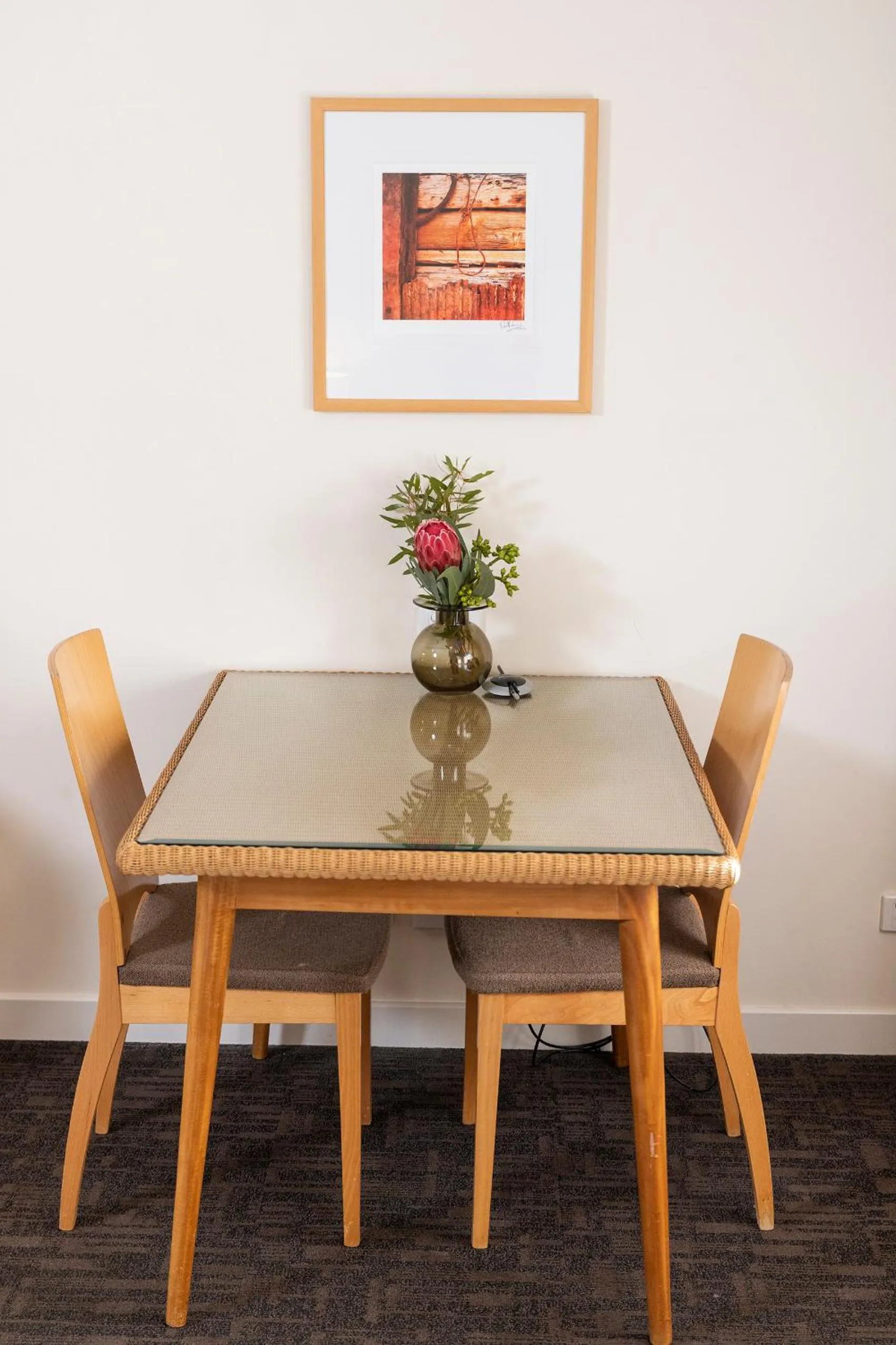 Seating area in Rydges Kalgoorlie