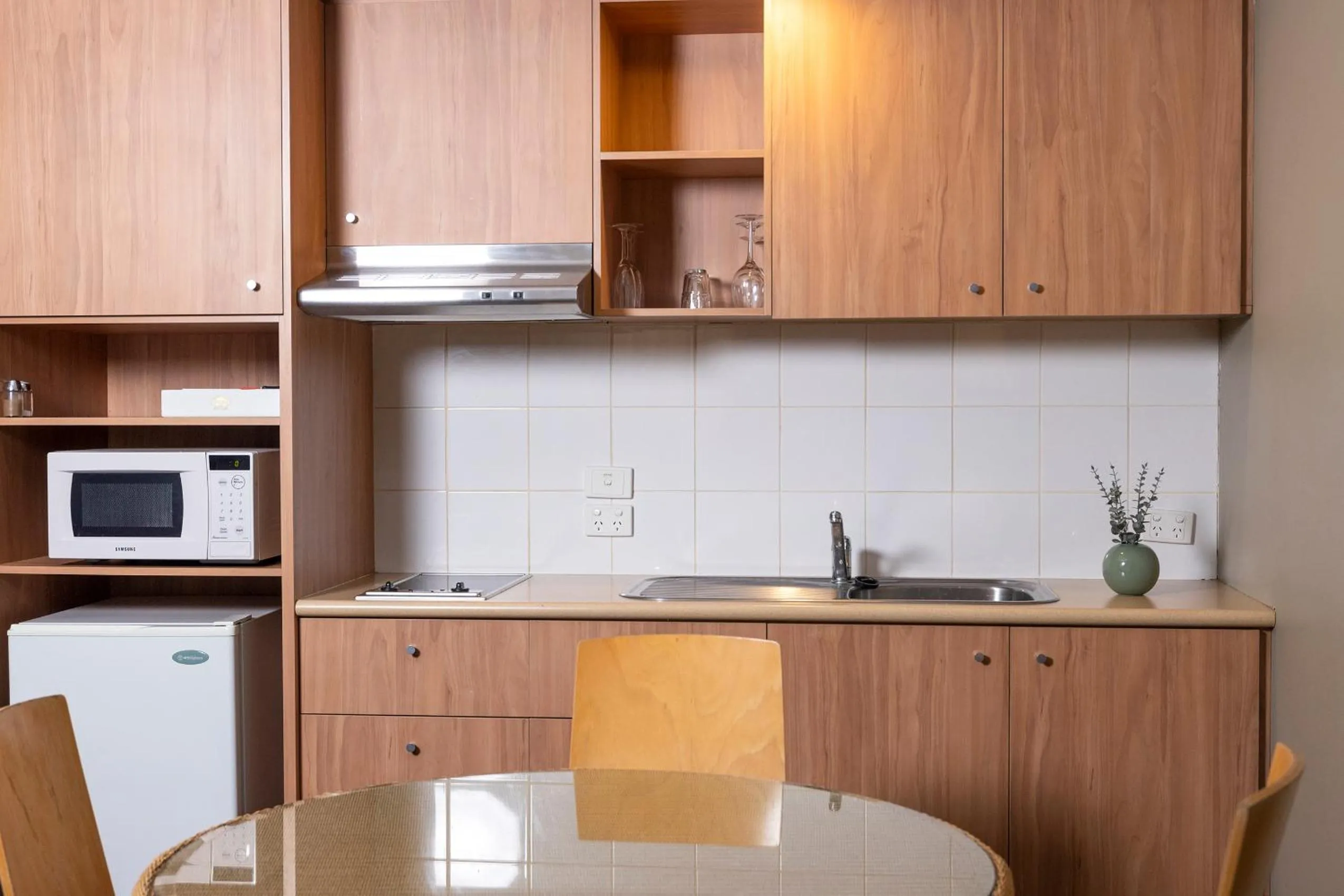 Kitchen or kitchenette in Rydges Kalgoorlie