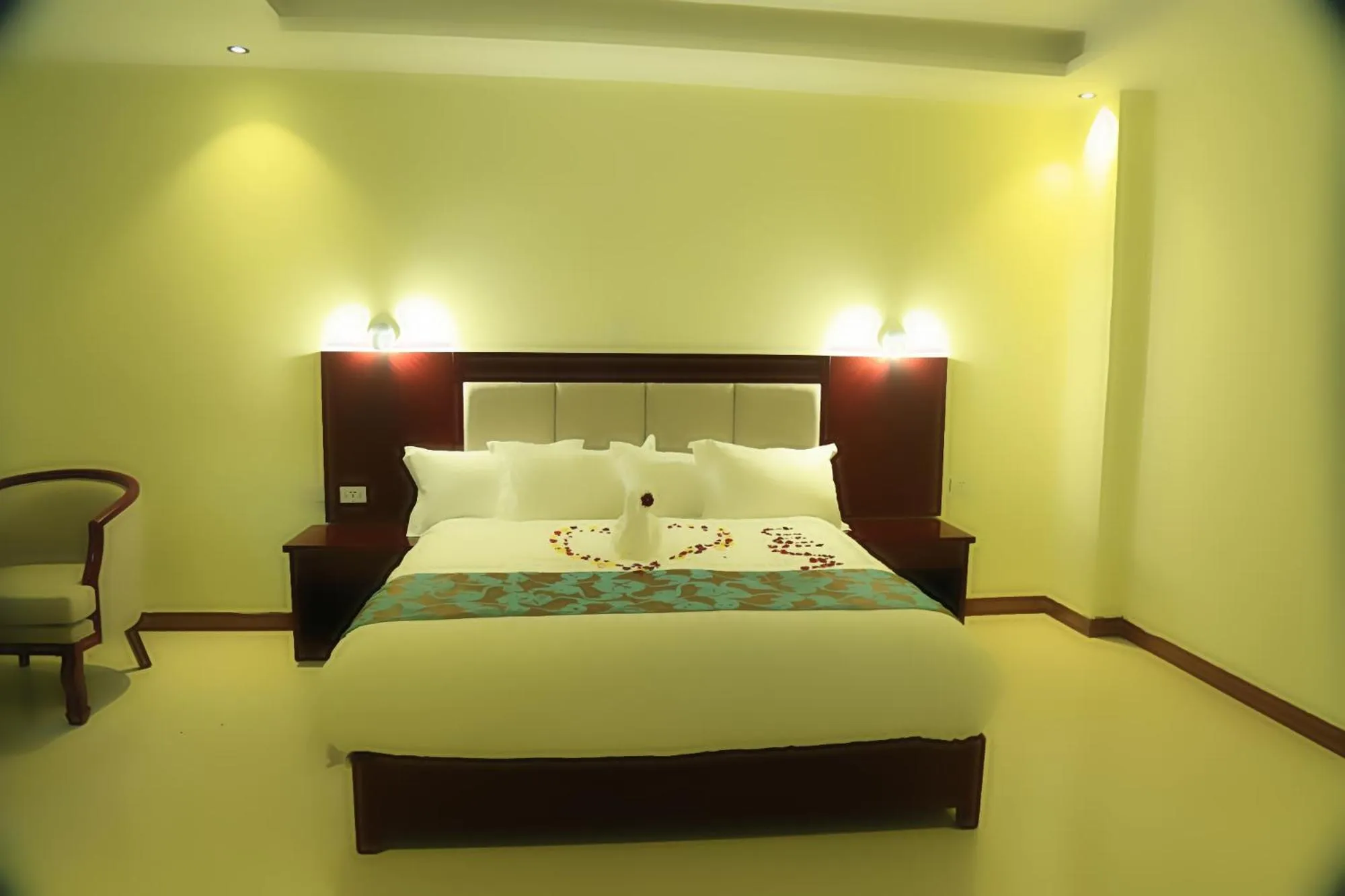 Bed in Winn Hotel - Bahir Dar
