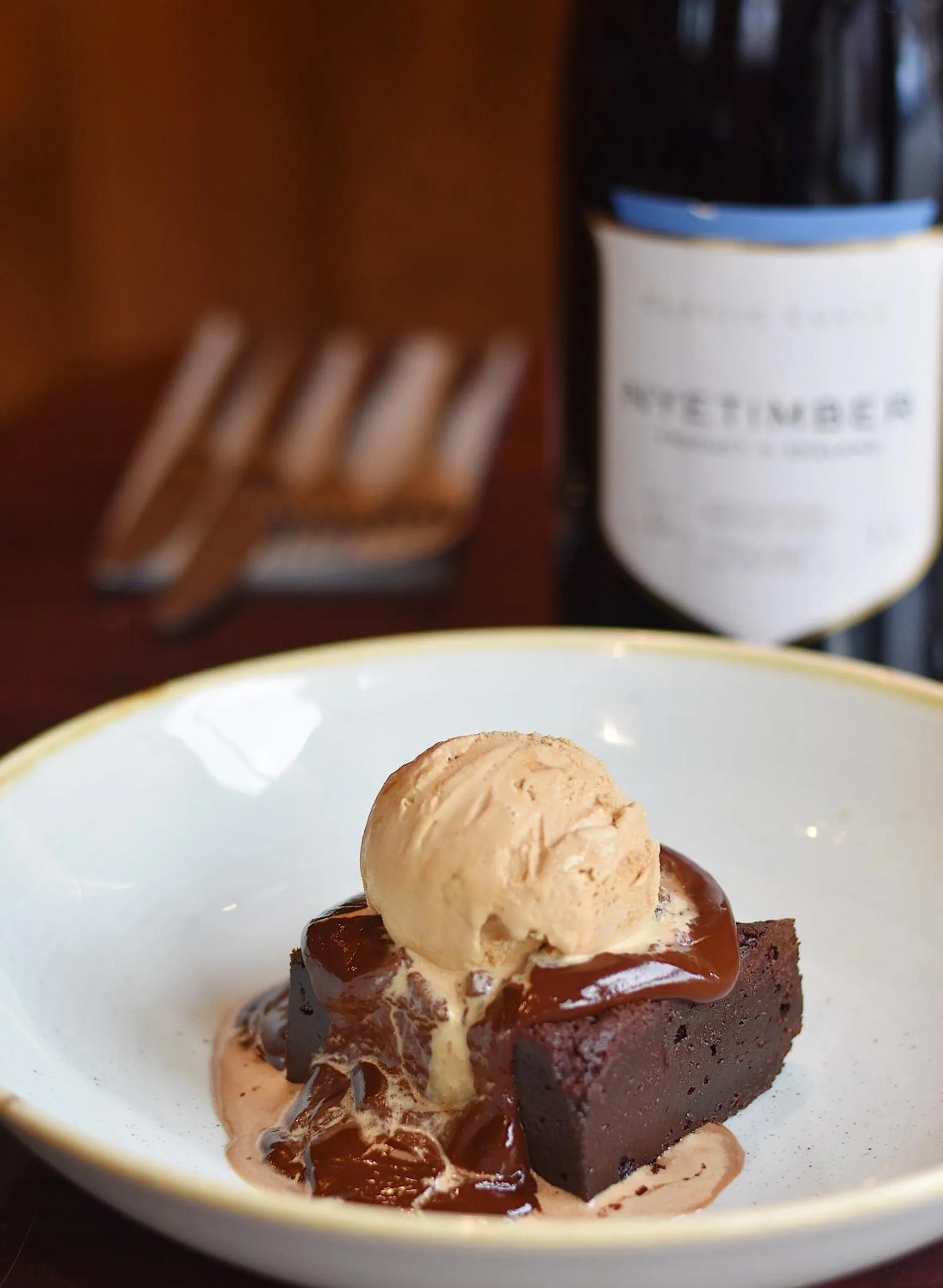 Food and drinks in The Olde Ship Inn