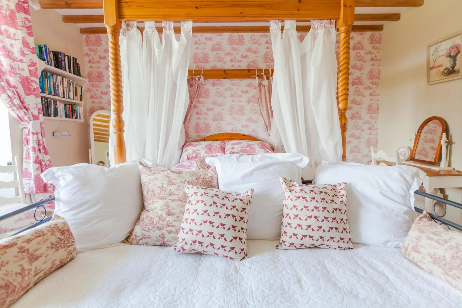 Bed in The Old Farm of Amfreville Chambre d' Hotes & Table d' Hotes