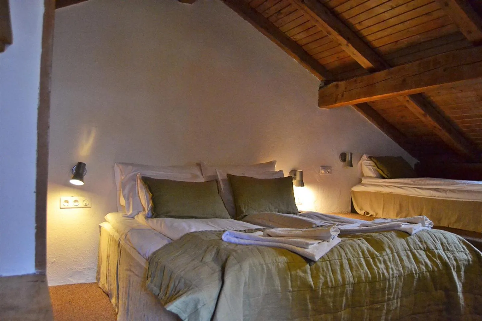 Family Room in Langley Hotel La Vieille Ferme