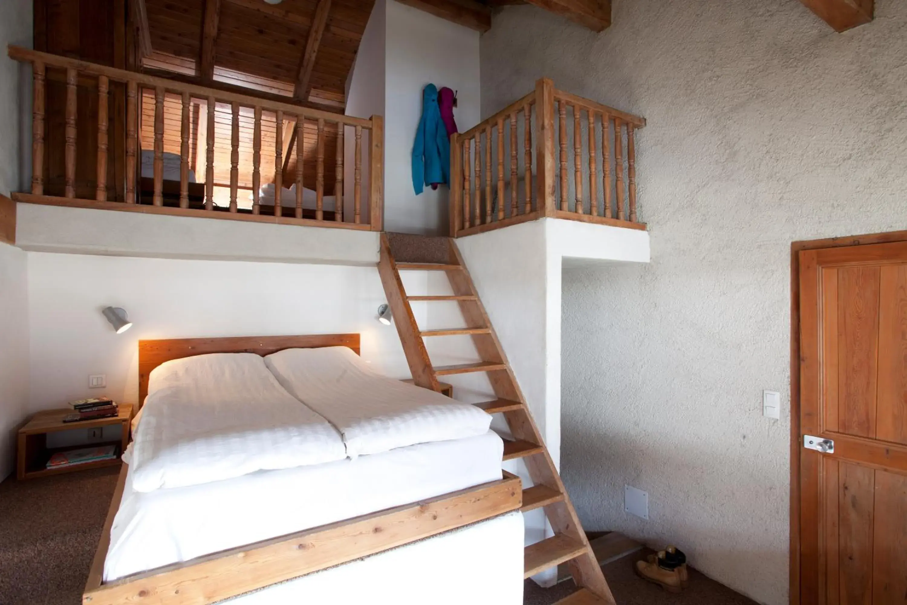 Quadruple Room in Langley Hotel La Vieille Ferme Quadruple Room in Langley Hotel La Vieille Ferme