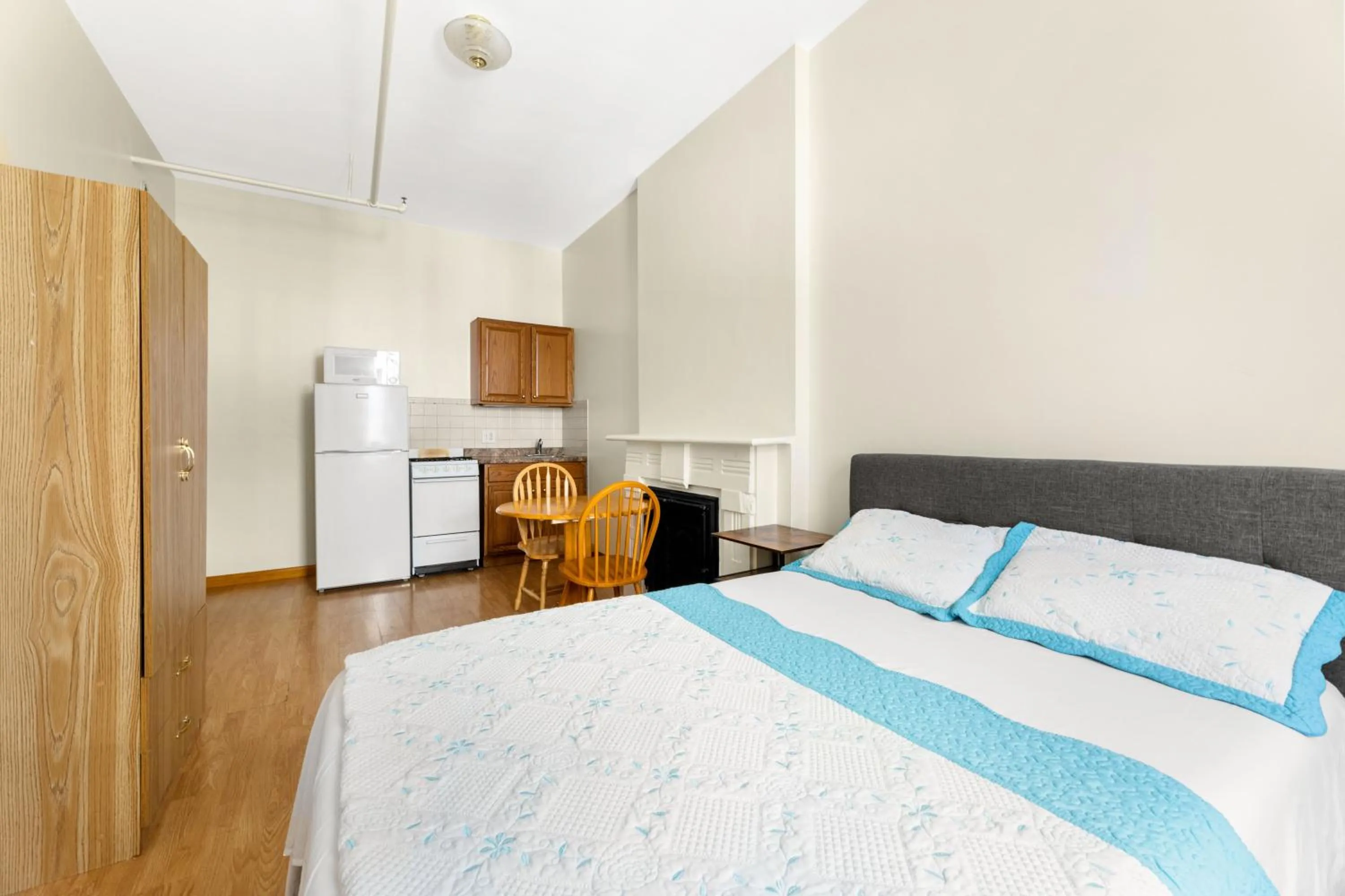 Bed in West 30th Street Guest House