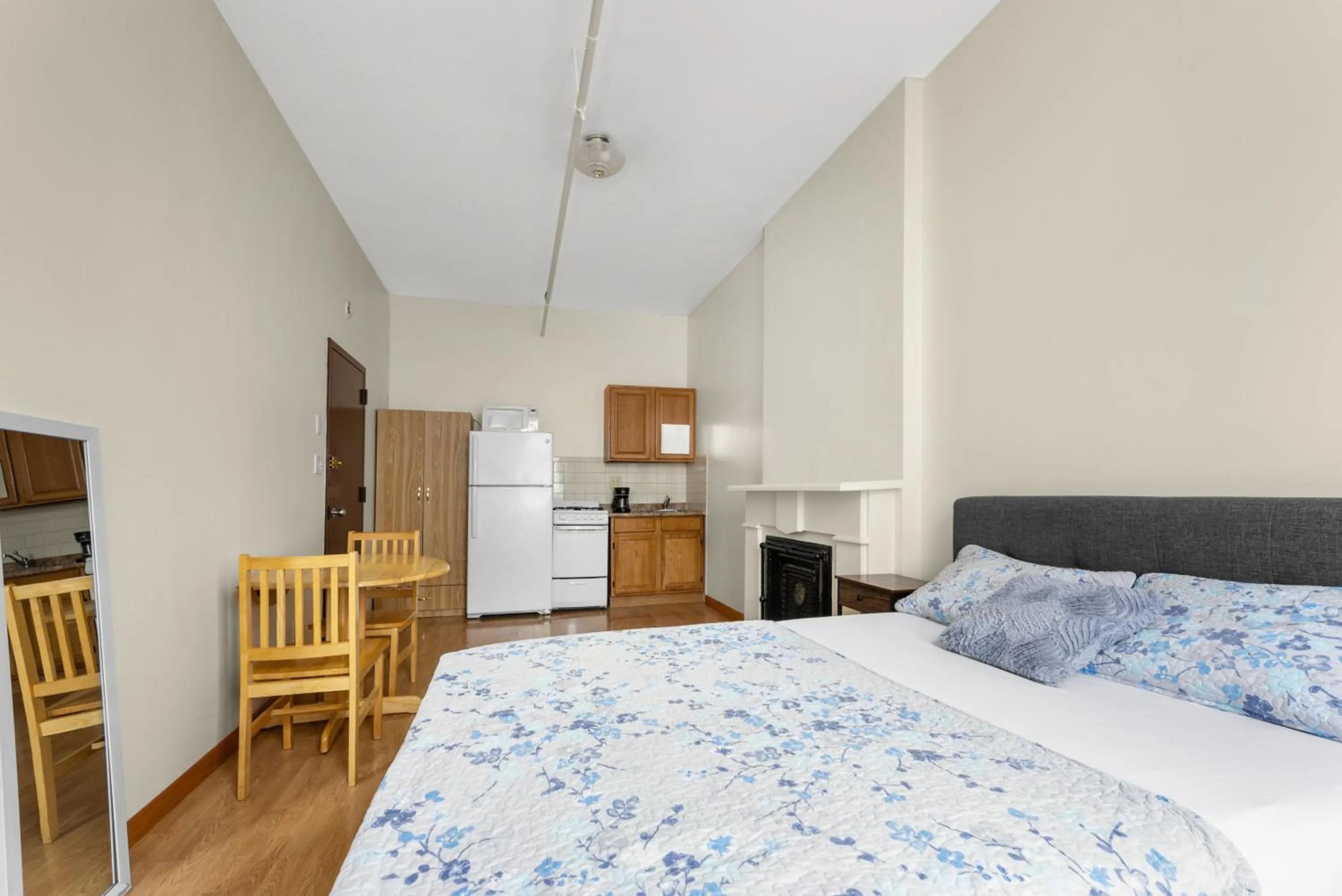 Bed in West 30th Street Guest House