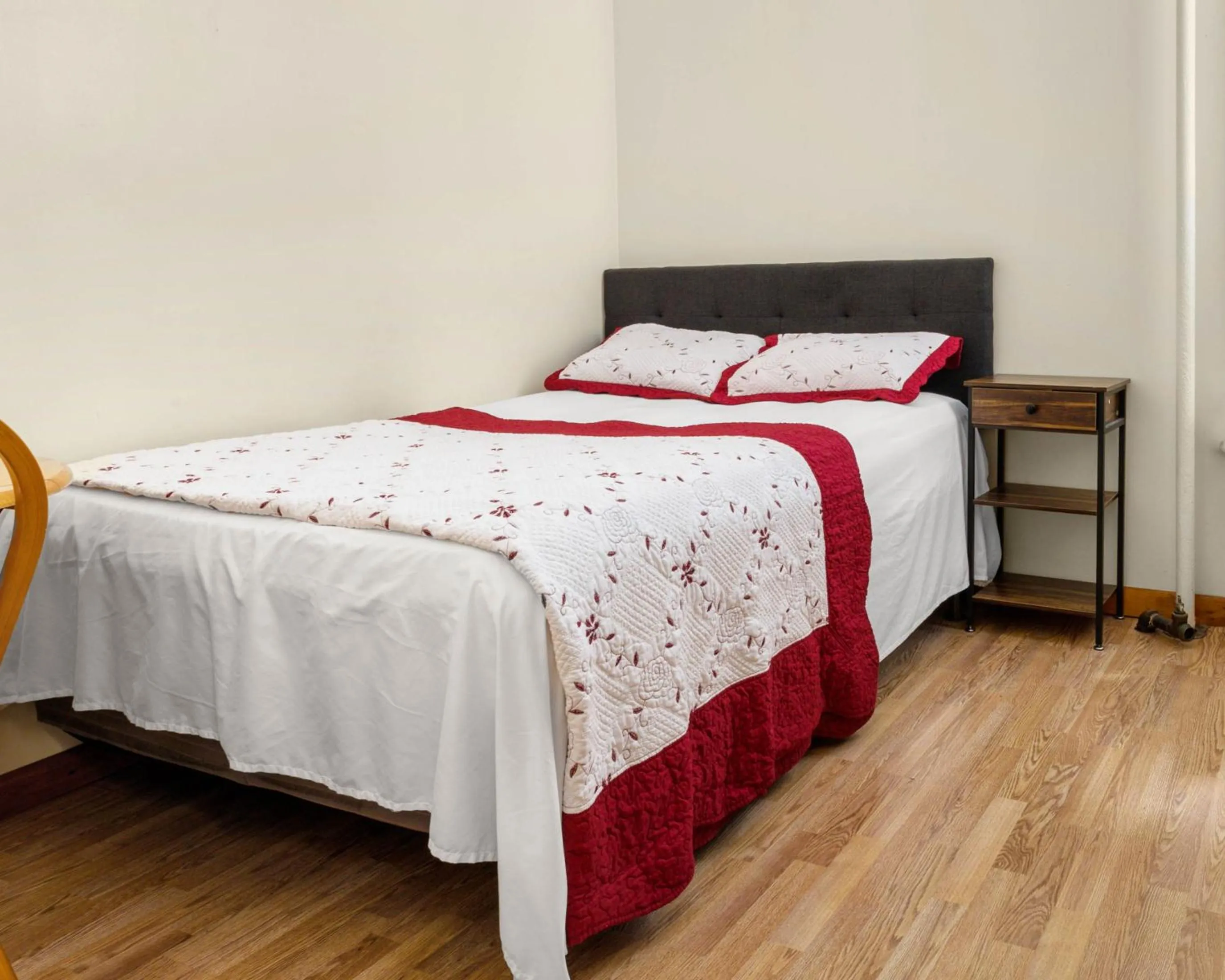 Bed in West 30th Street Guest House