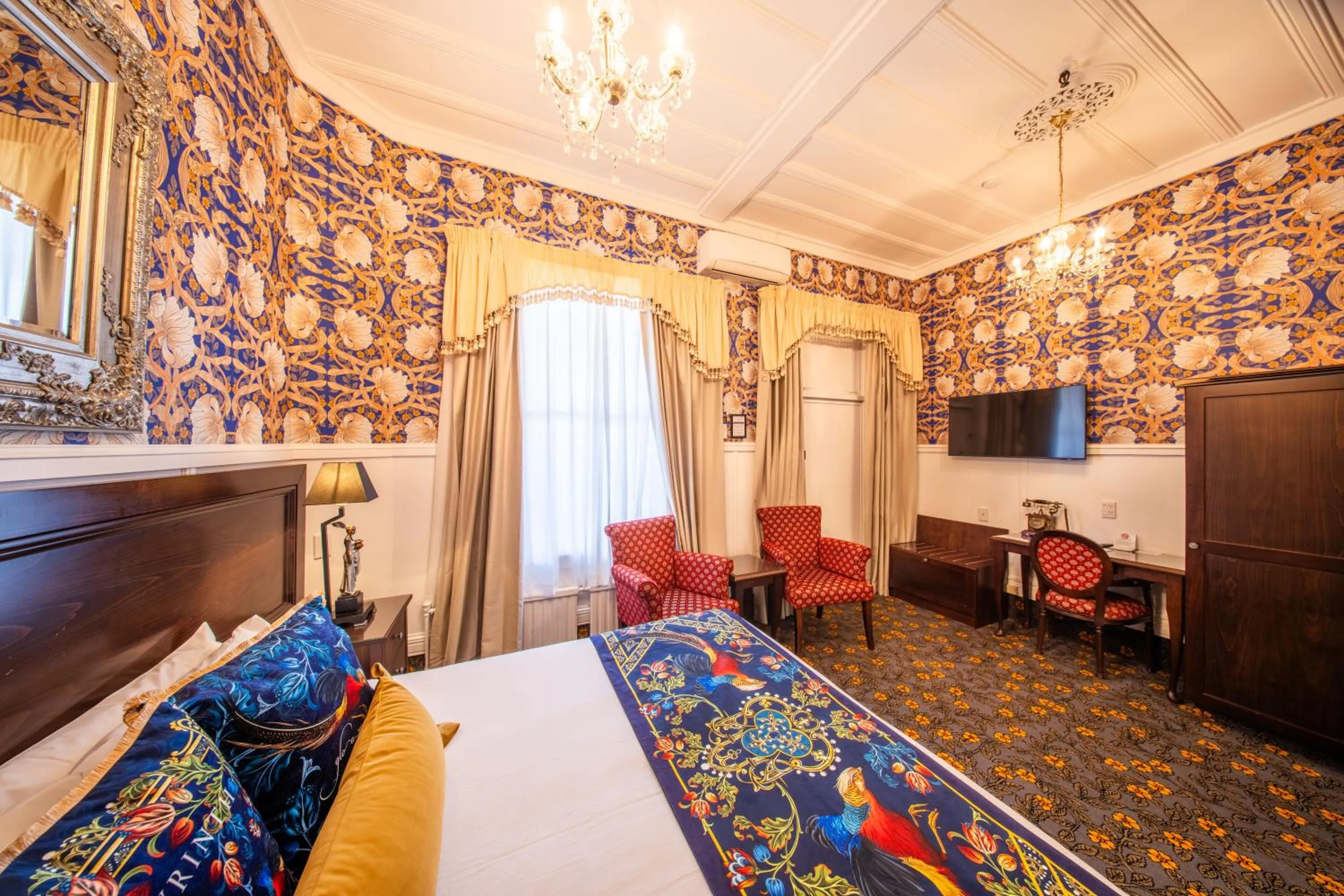 Bed in Prince's Gate Hotel