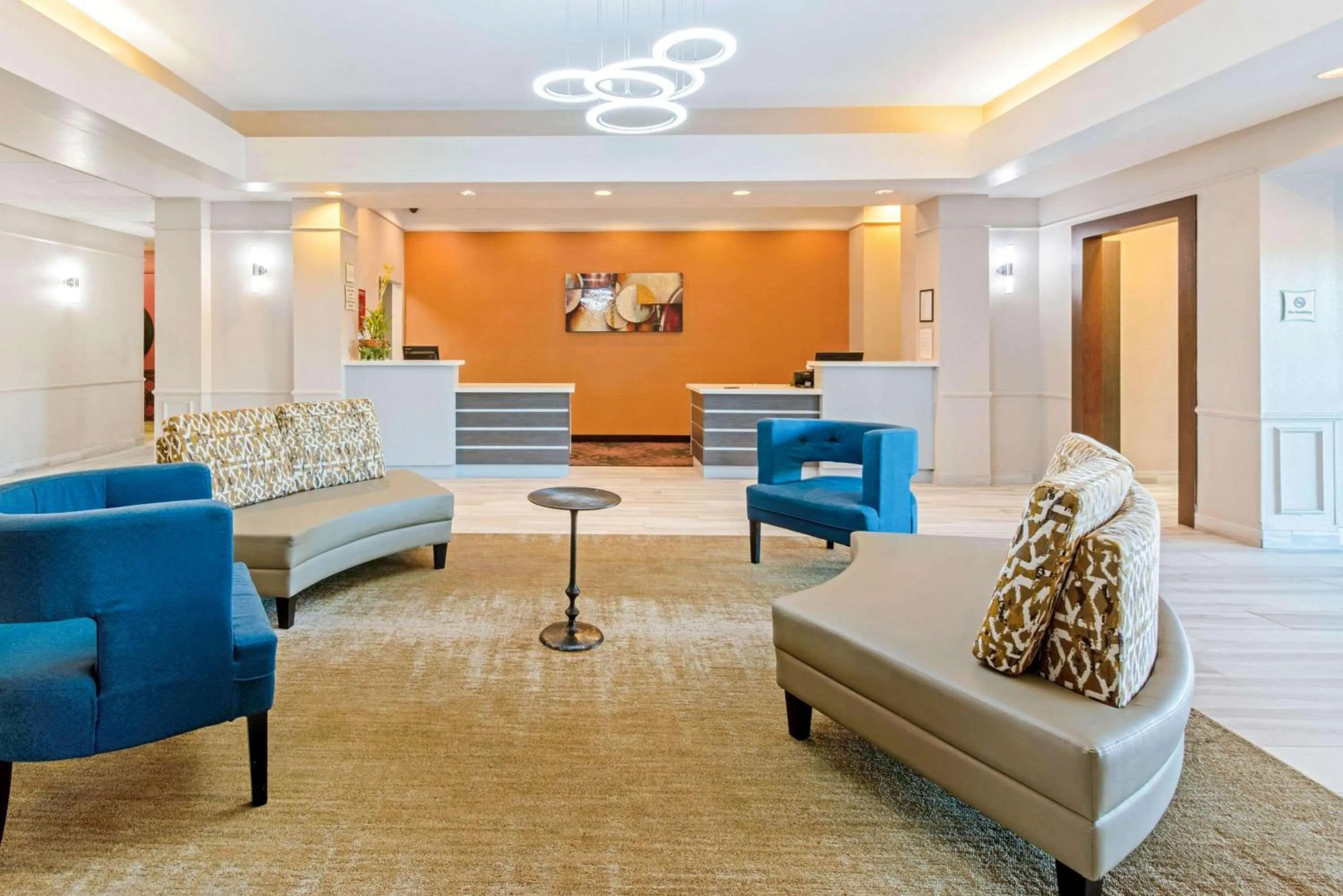 Lobby or reception in La Quinta by Wyndham Winnie