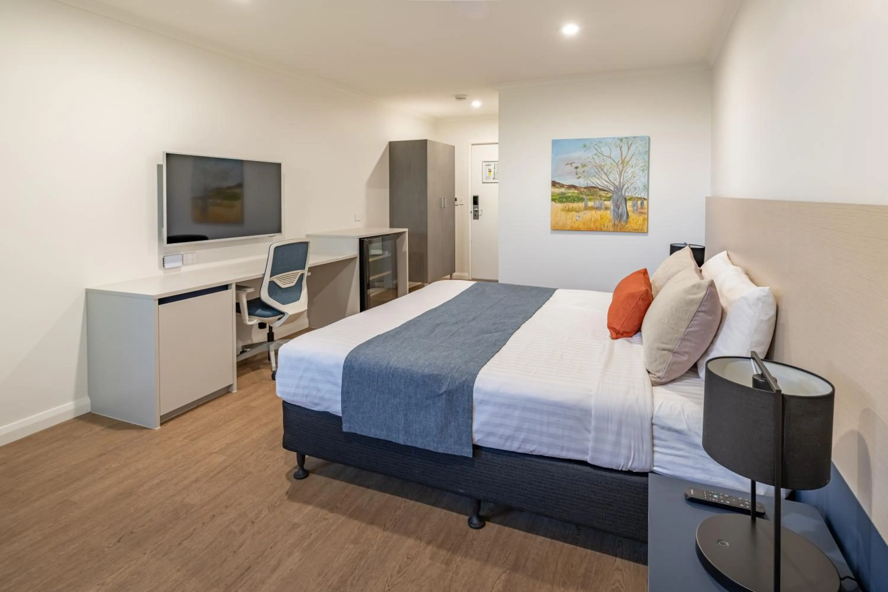 Bed in Best Western Cambridge Hotel Kununurra