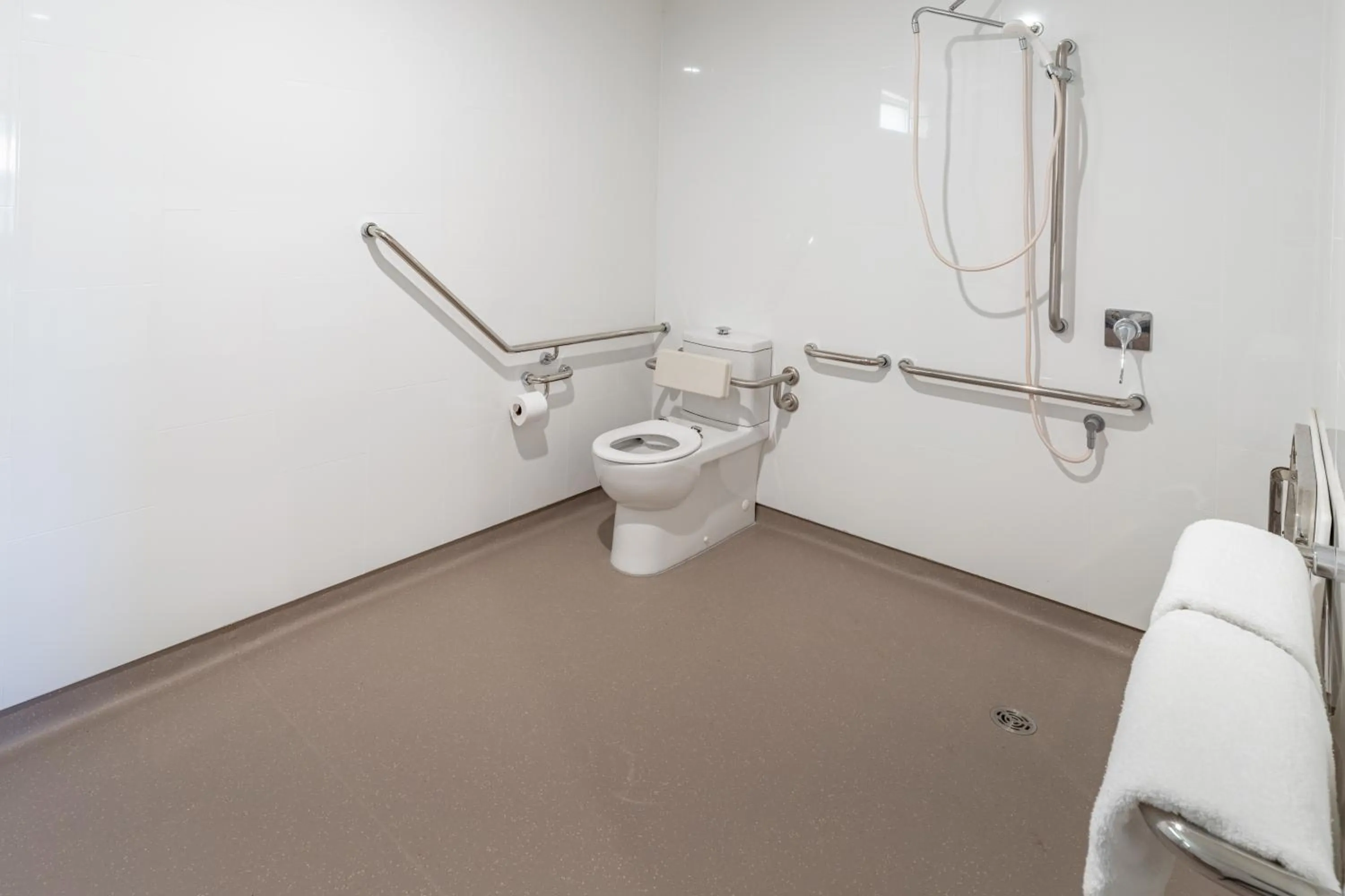 Bathroom in Best Western Cambridge Hotel Kununurra