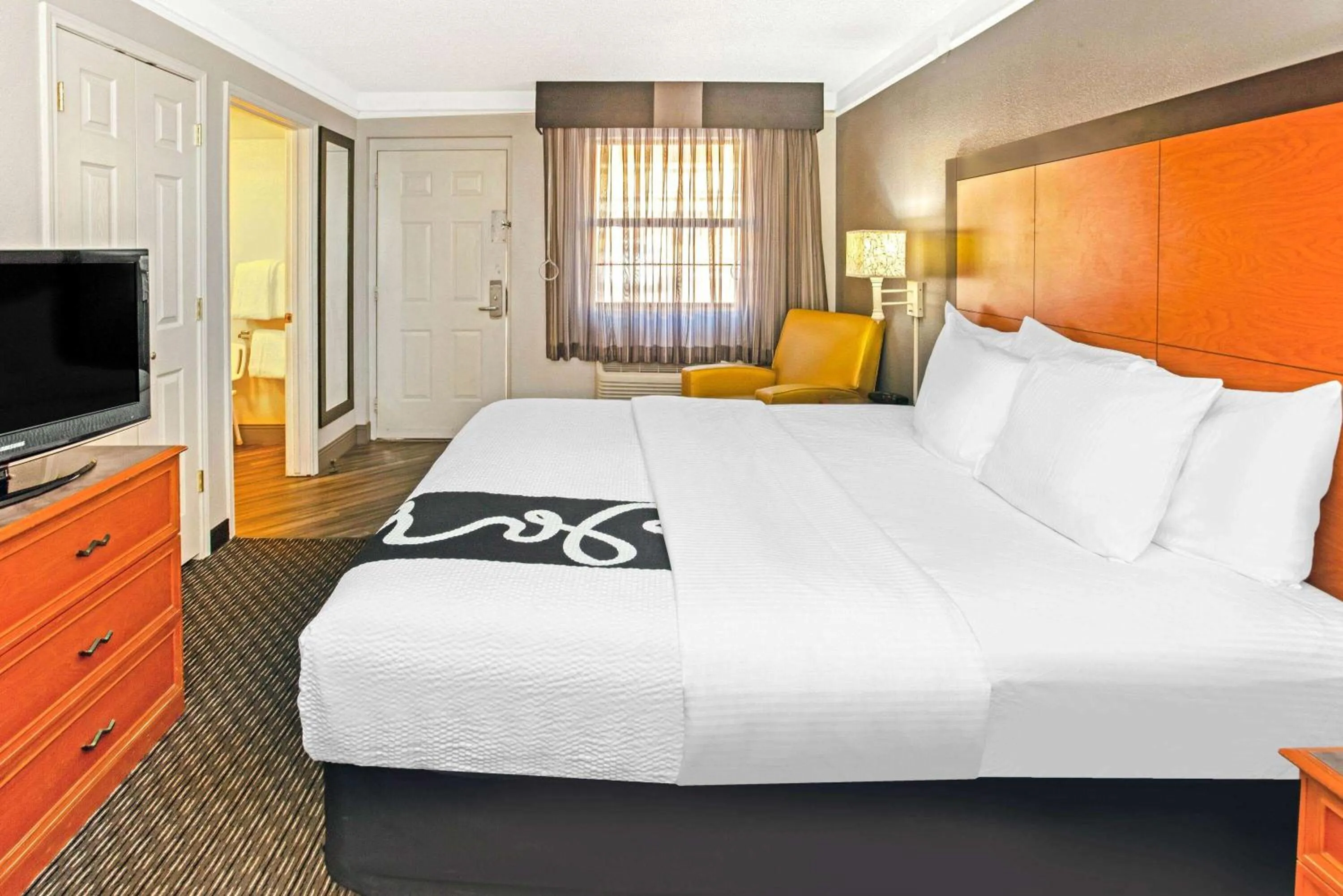 Photo of the whole room in La Quinta Inn by Wyndham Wichita Falls Event Center North