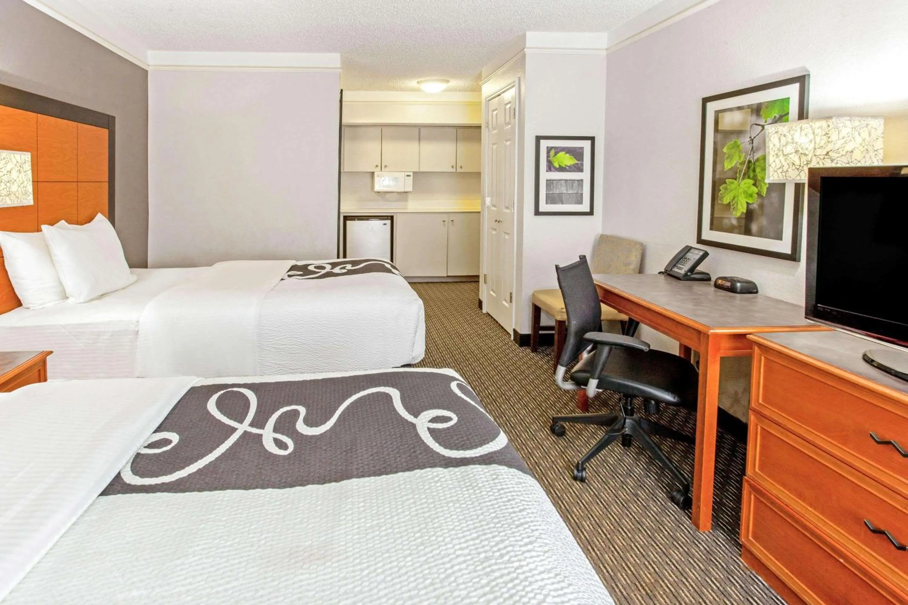 Photo of the whole room in La Quinta Inn by Wyndham Wichita Falls Event Center North