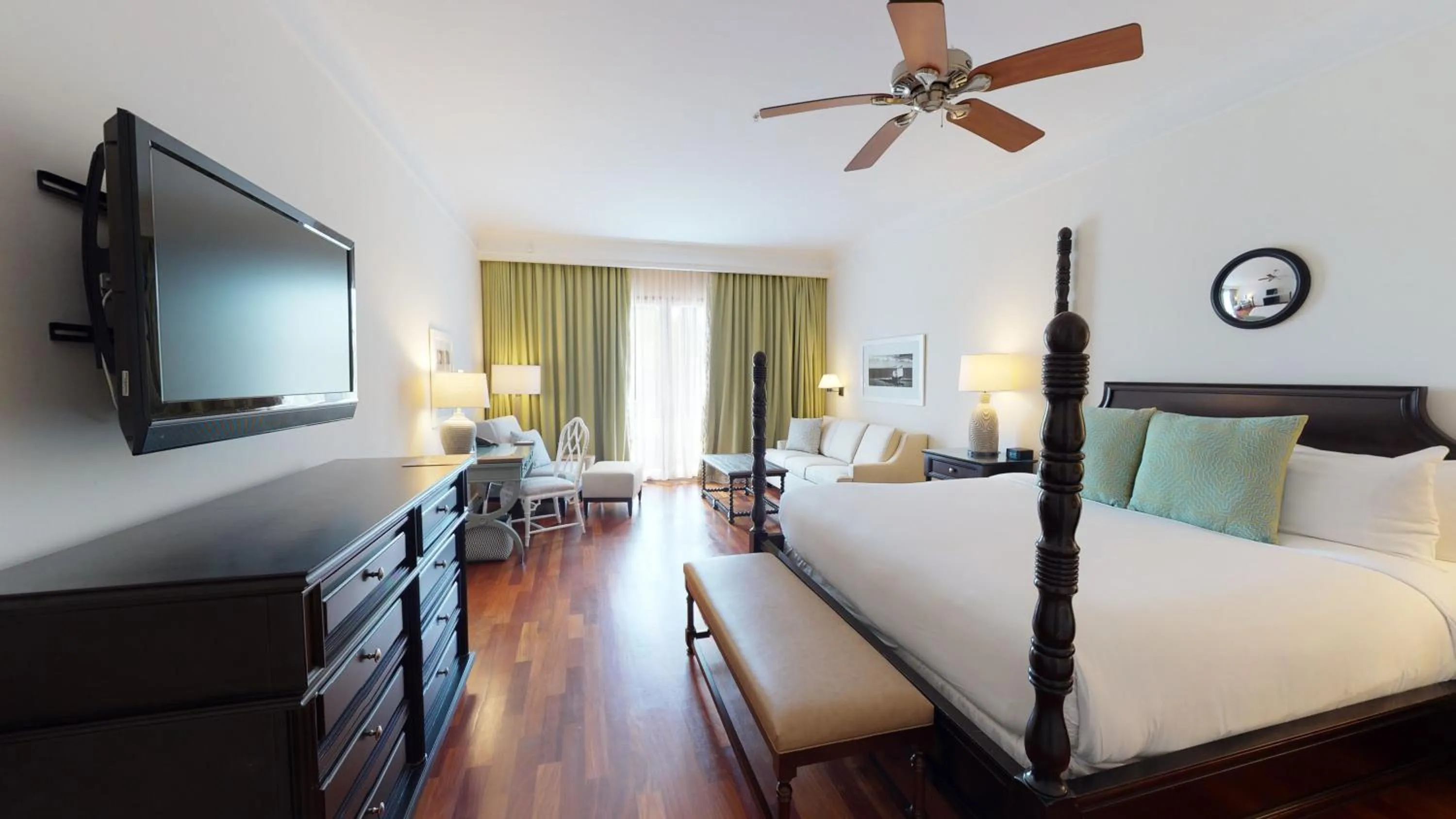 TV and multimedia, Bed in The Buenaventura Golf & Beach Resort, Autograph Collection