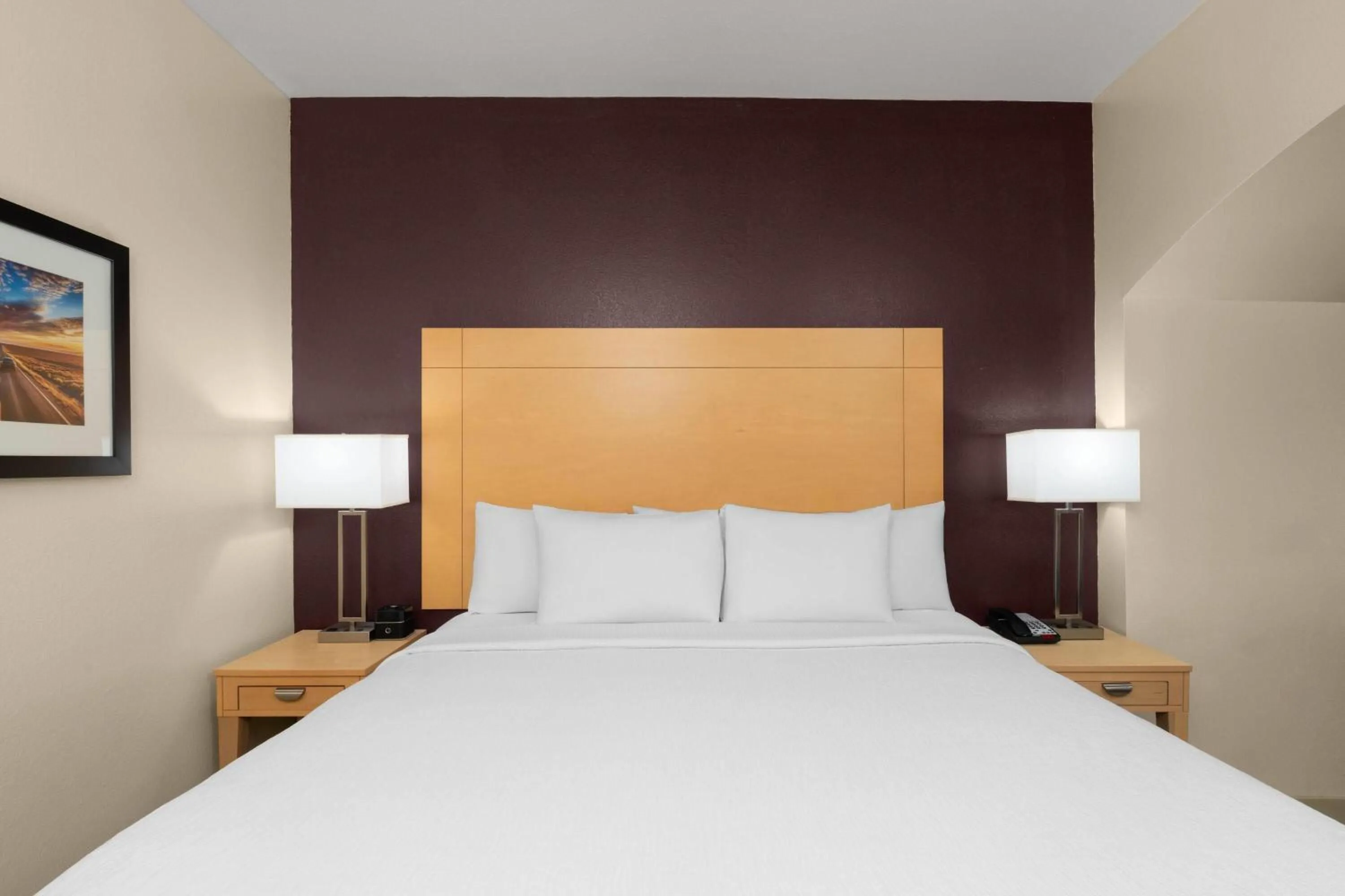 Photo of the whole room, Bed in La Quinta by Wyndham Tucumcari