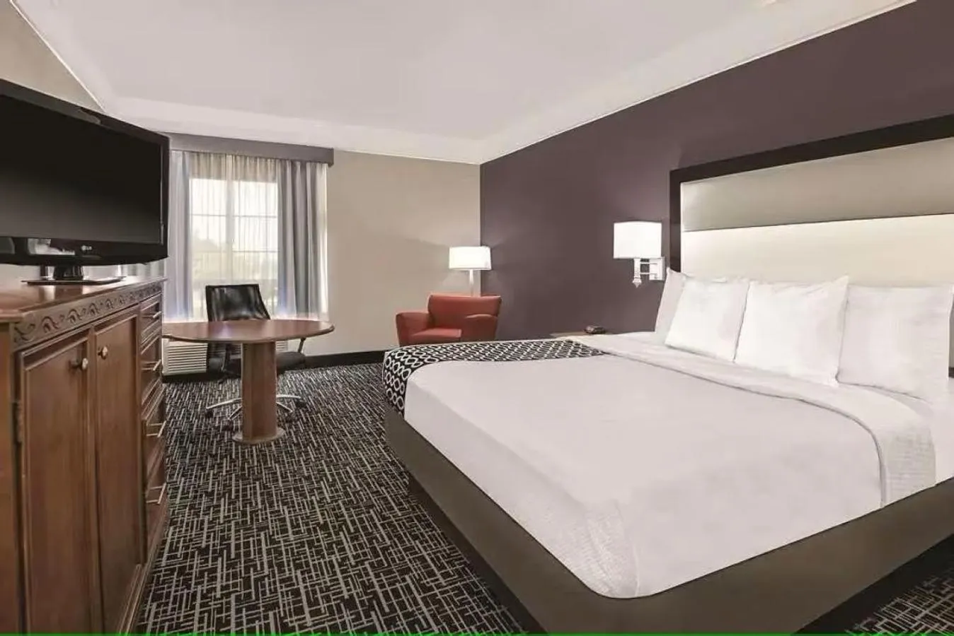 Bedroom, Bed in Vista Del Sol Hotel - Rosenberg