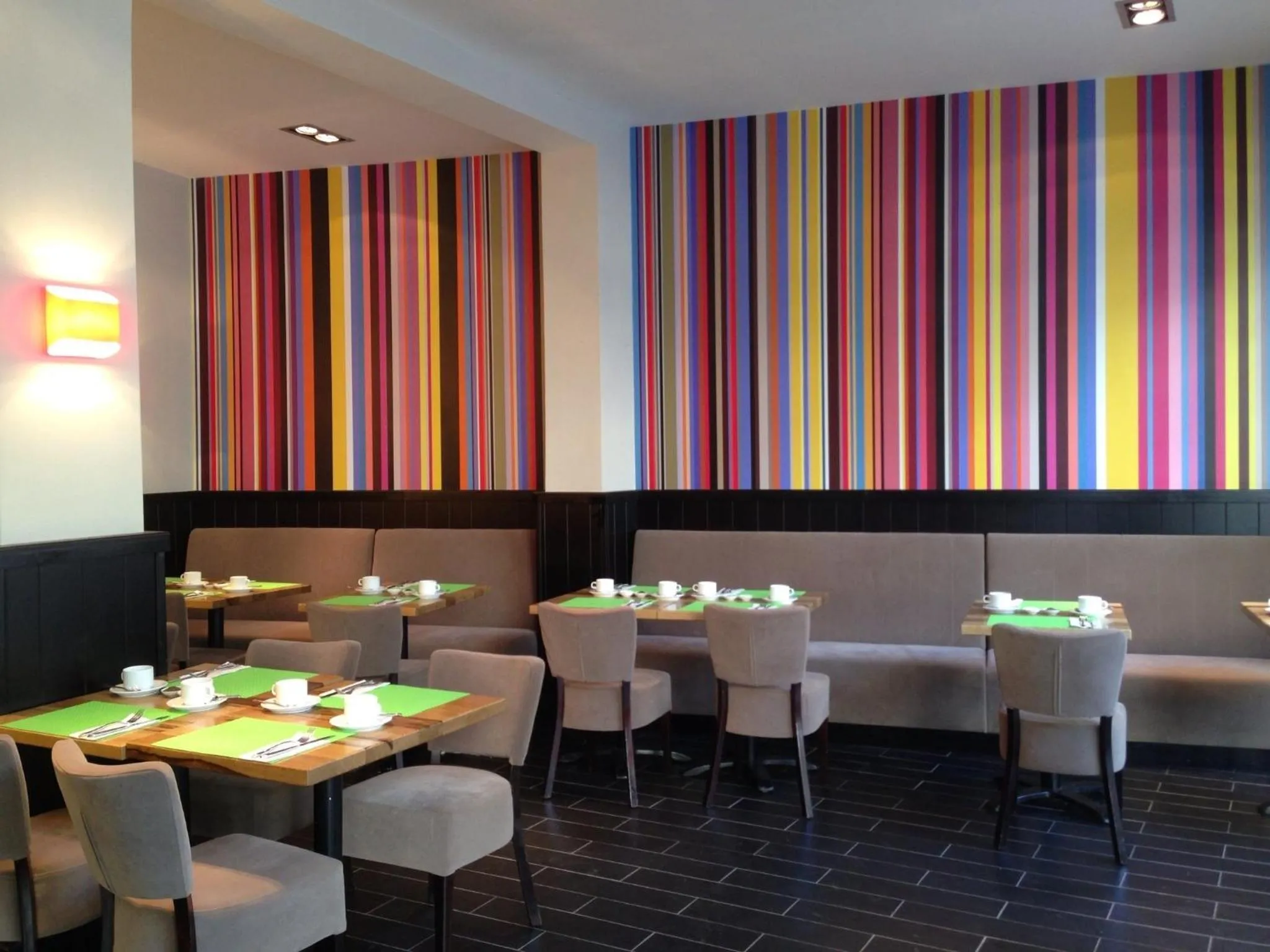 Lounge or bar in Jerusalem Inn by Smart Hotels