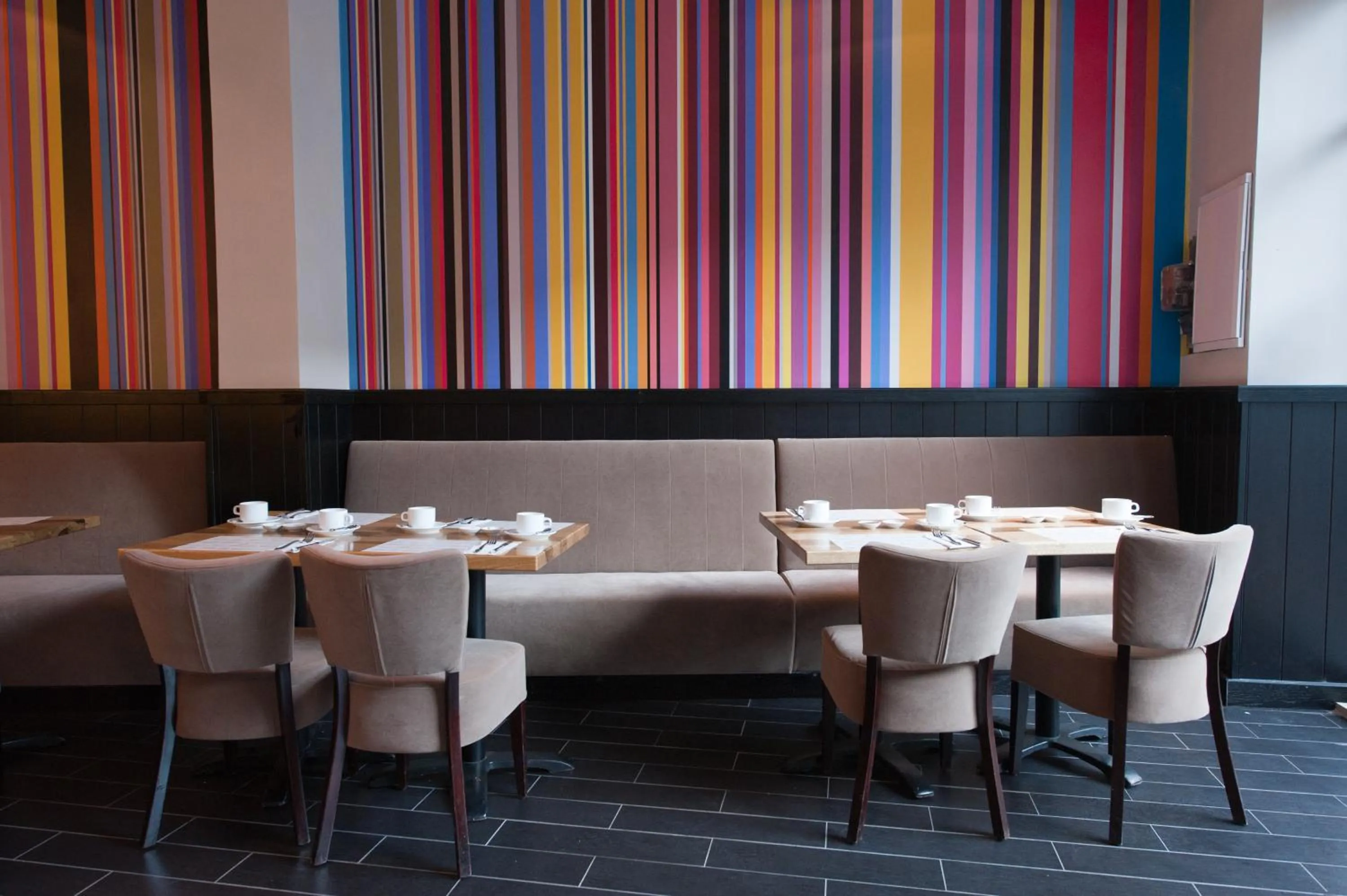 Lounge or bar in Jerusalem Inn by Smart Hotels