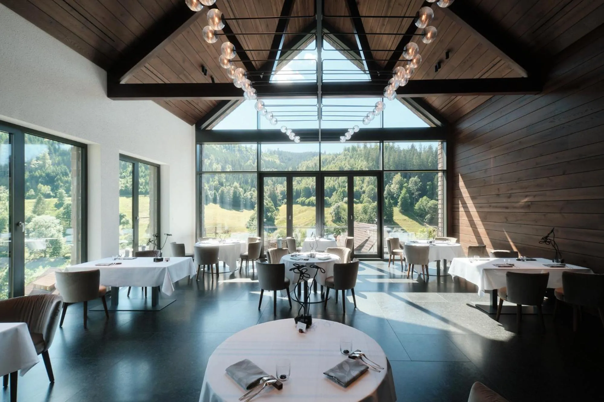 Restaurant/places to eat in Hotel Traube Tonbach