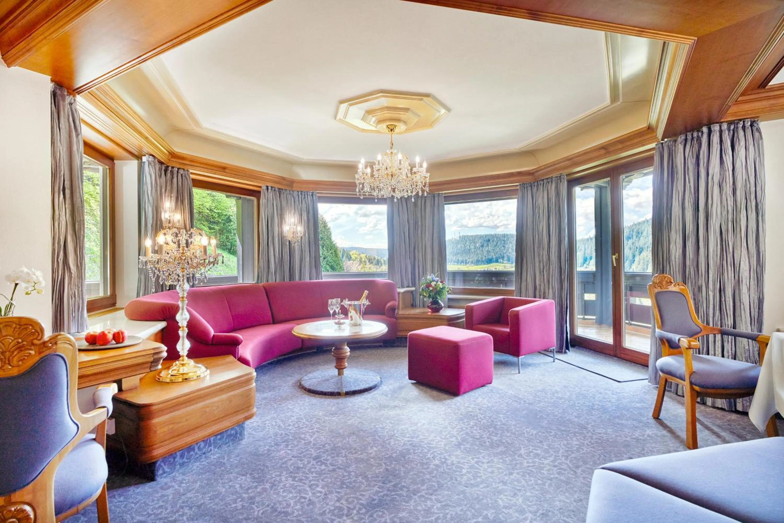 Living room in Hotel Traube Tonbach