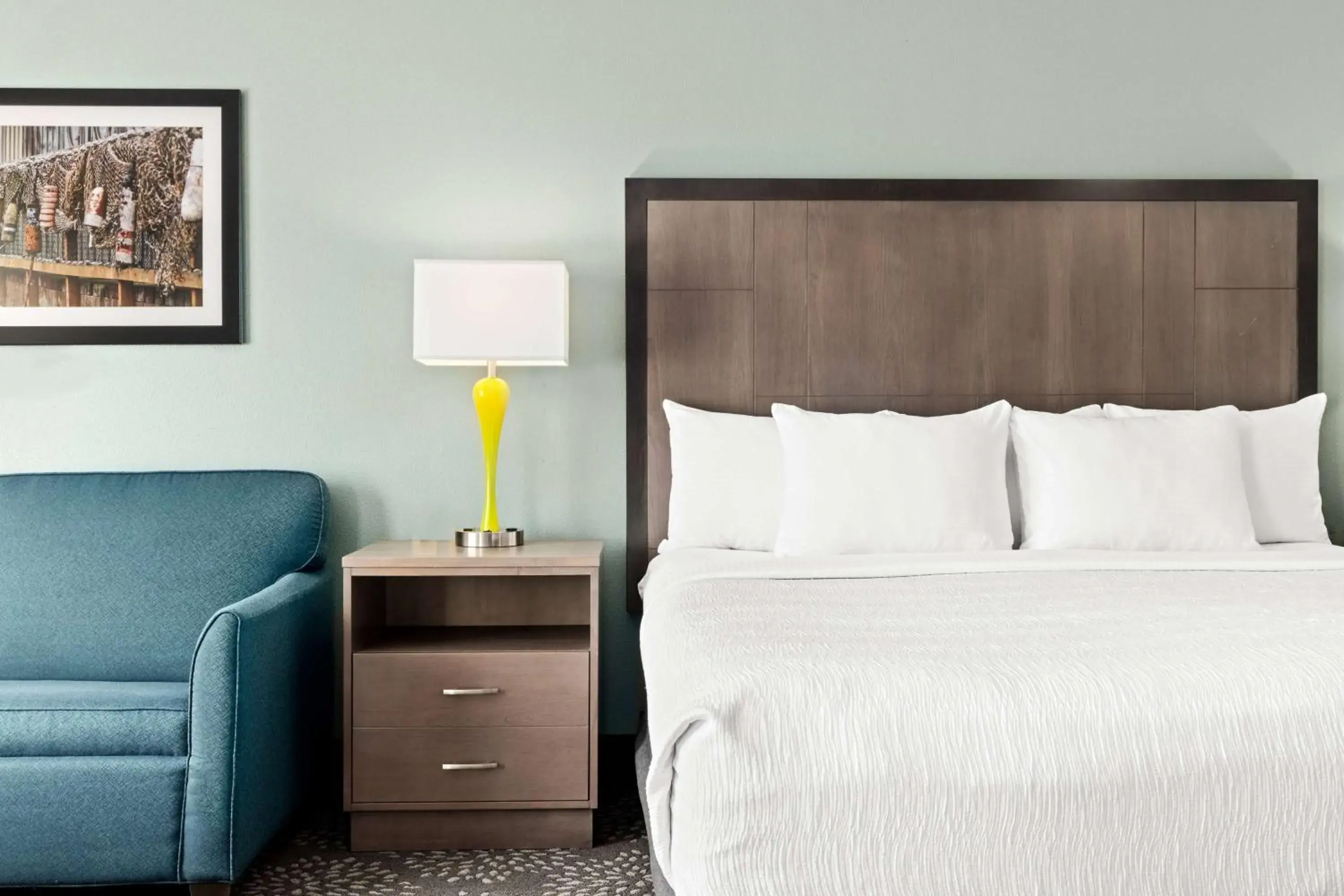 King Suite with Spa Bath in La Quinta by Wyndham Newport King Suite with Spa Bath in La Quinta by Wyndham Newport