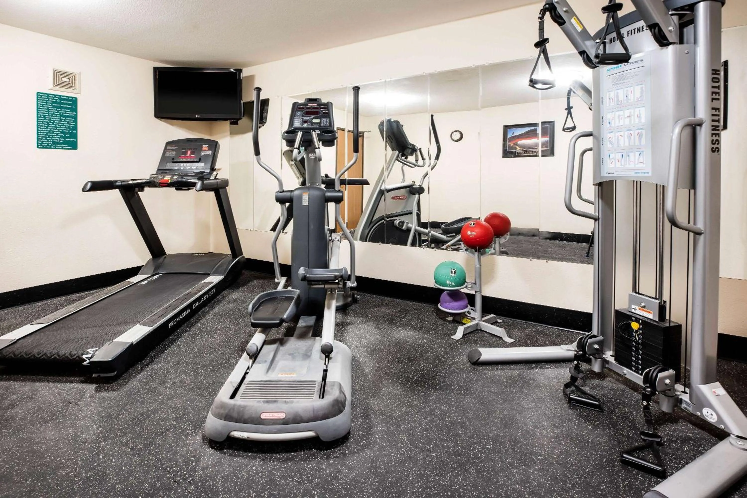 Fitness centre/facilities in La Quinta by Wyndham Grants Pass
