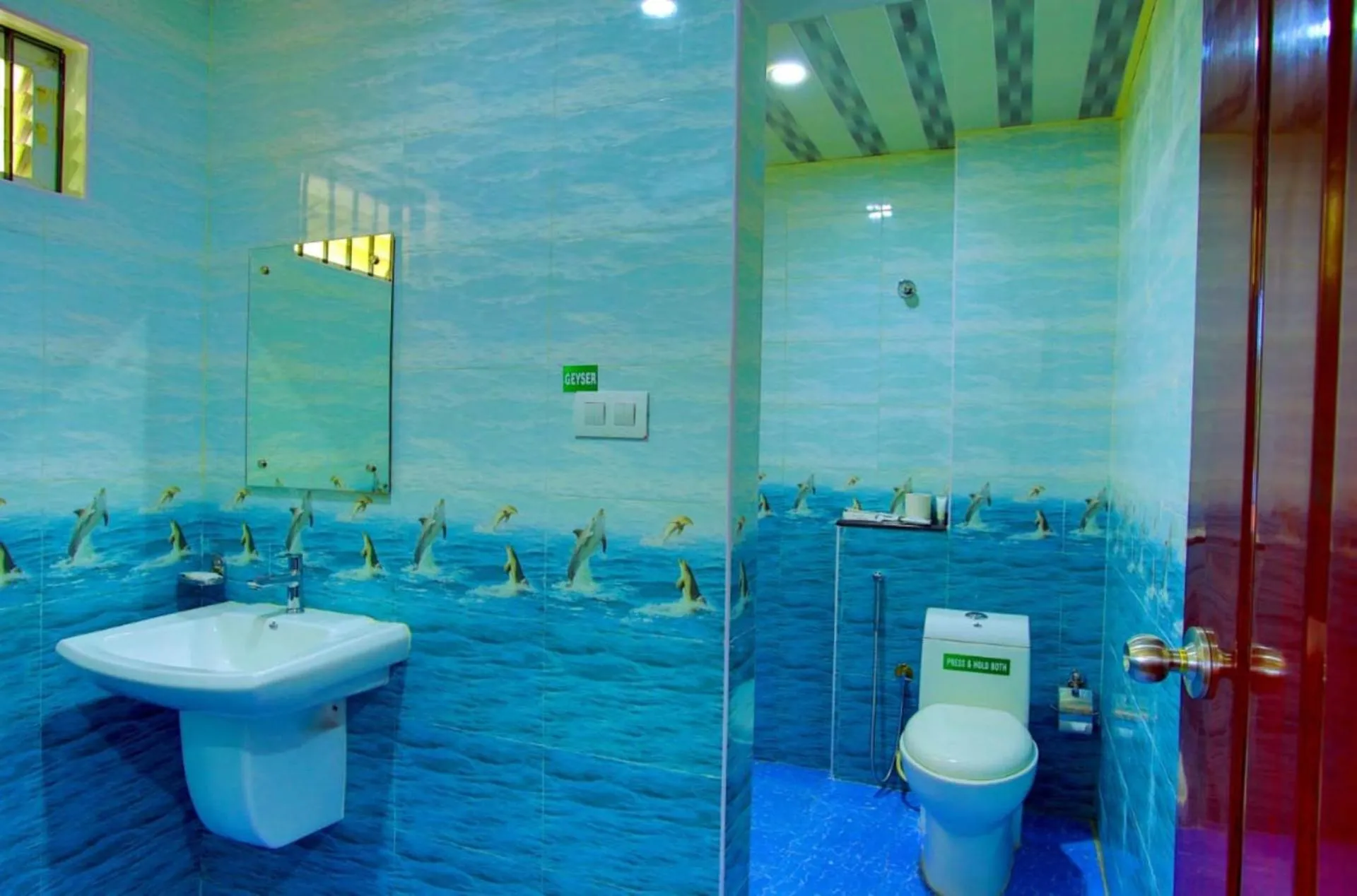 Hotel Wayanad Square