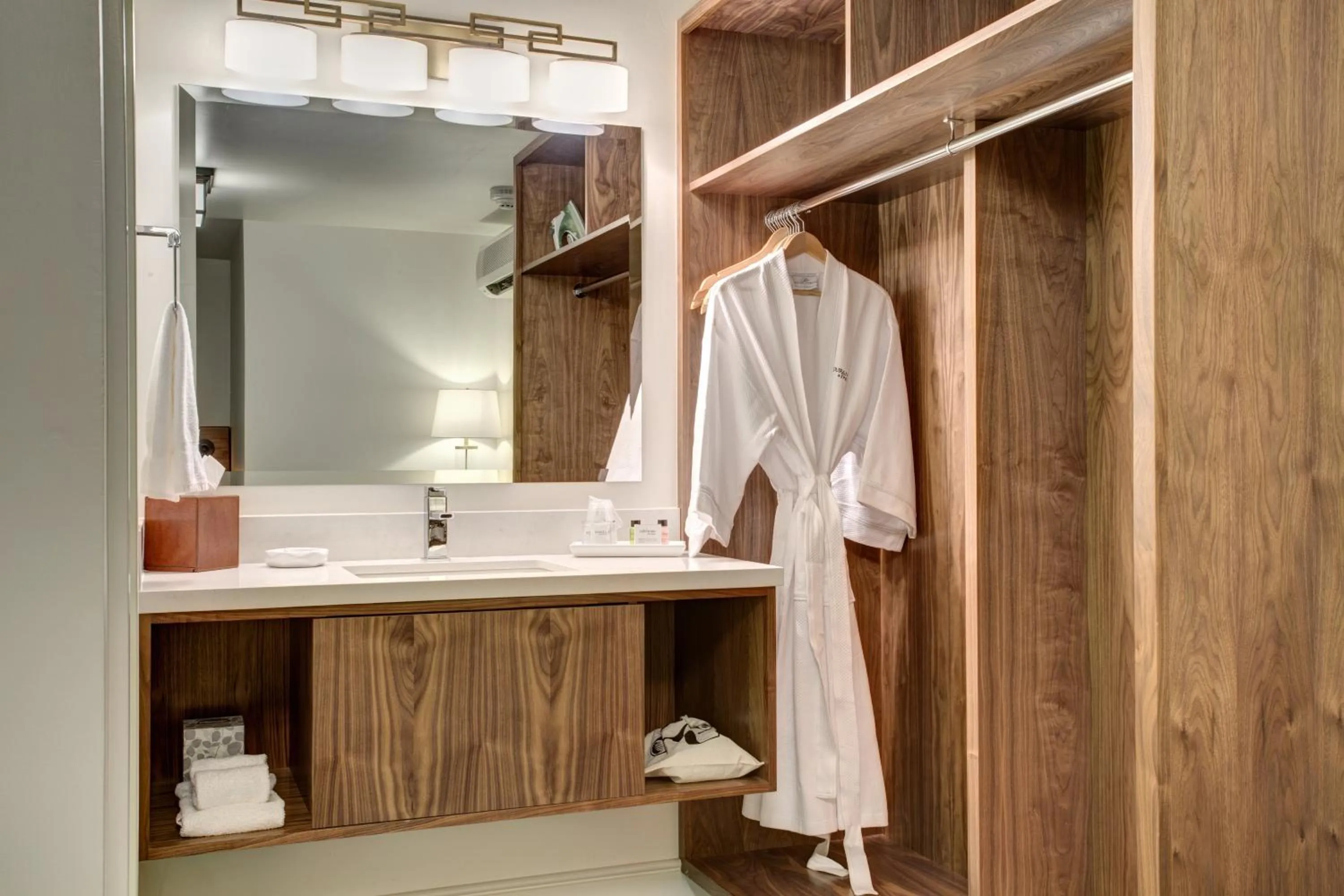 Bathroom in Hotel Durant