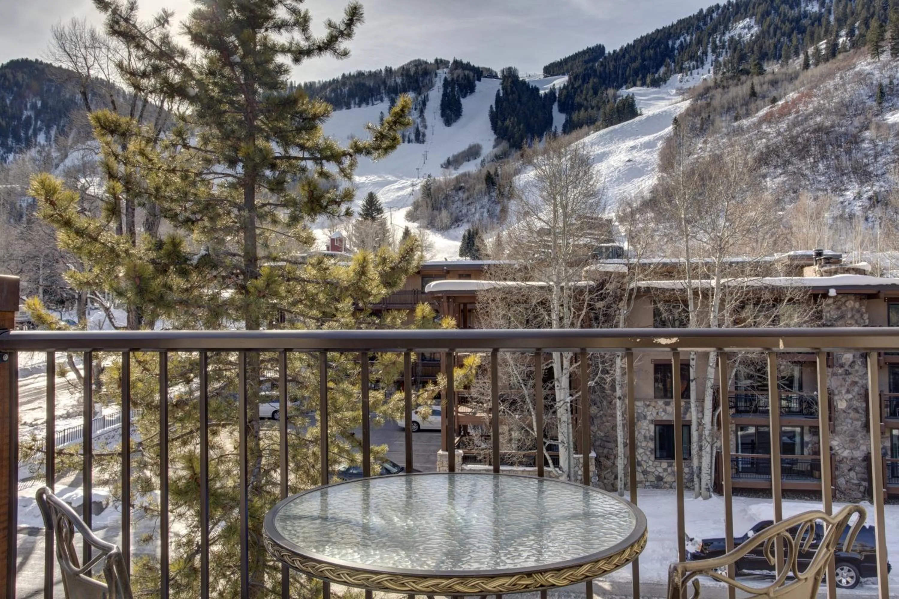 Winter in Hotel Durant