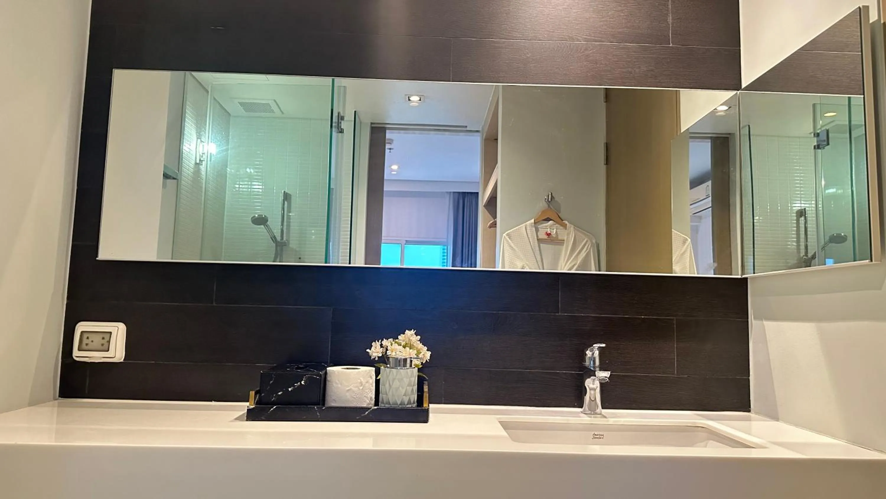 Bathroom in Veranda Residence pattaya By Sea