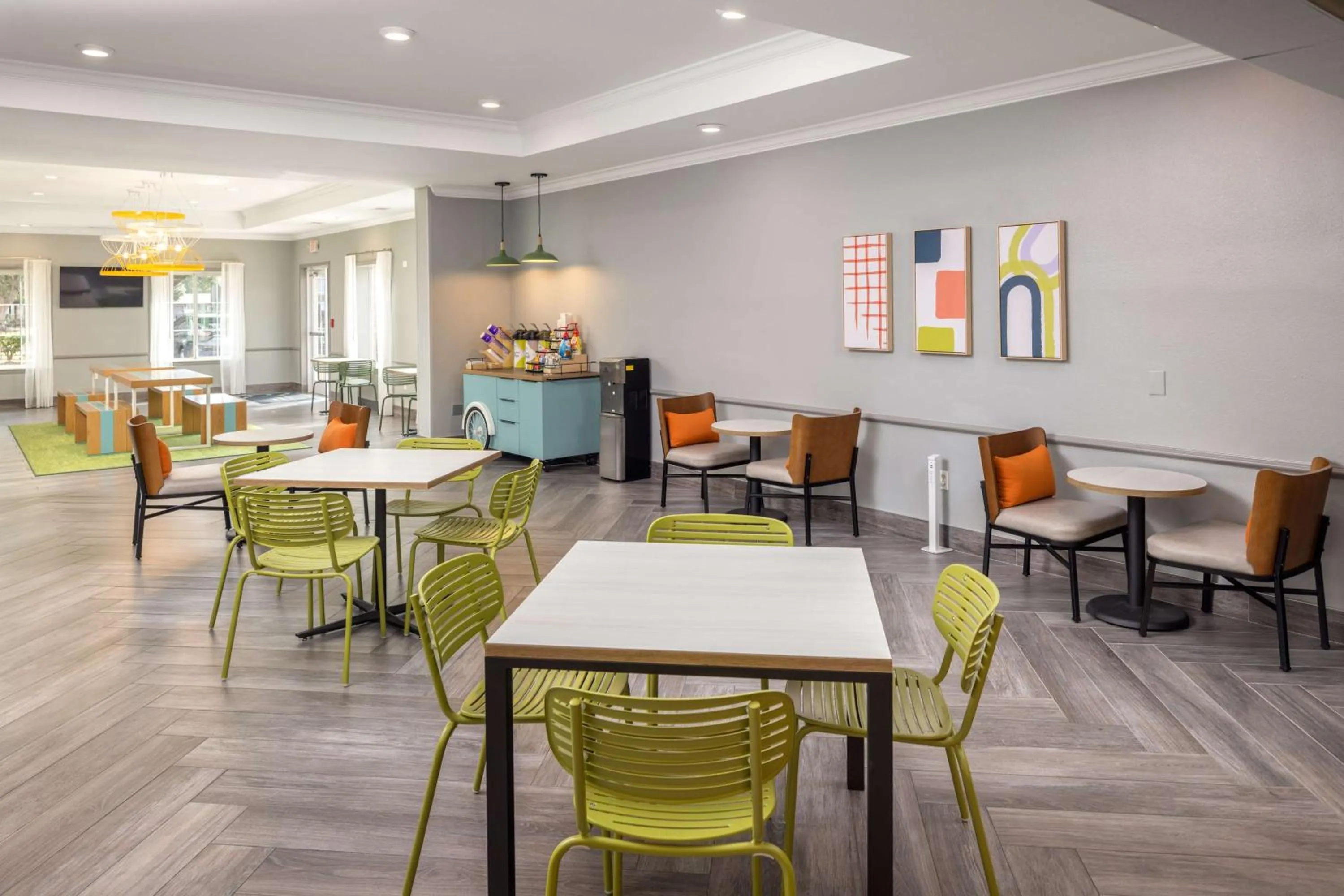 Breakfast in Spark by Hilton Houston West Clay Road