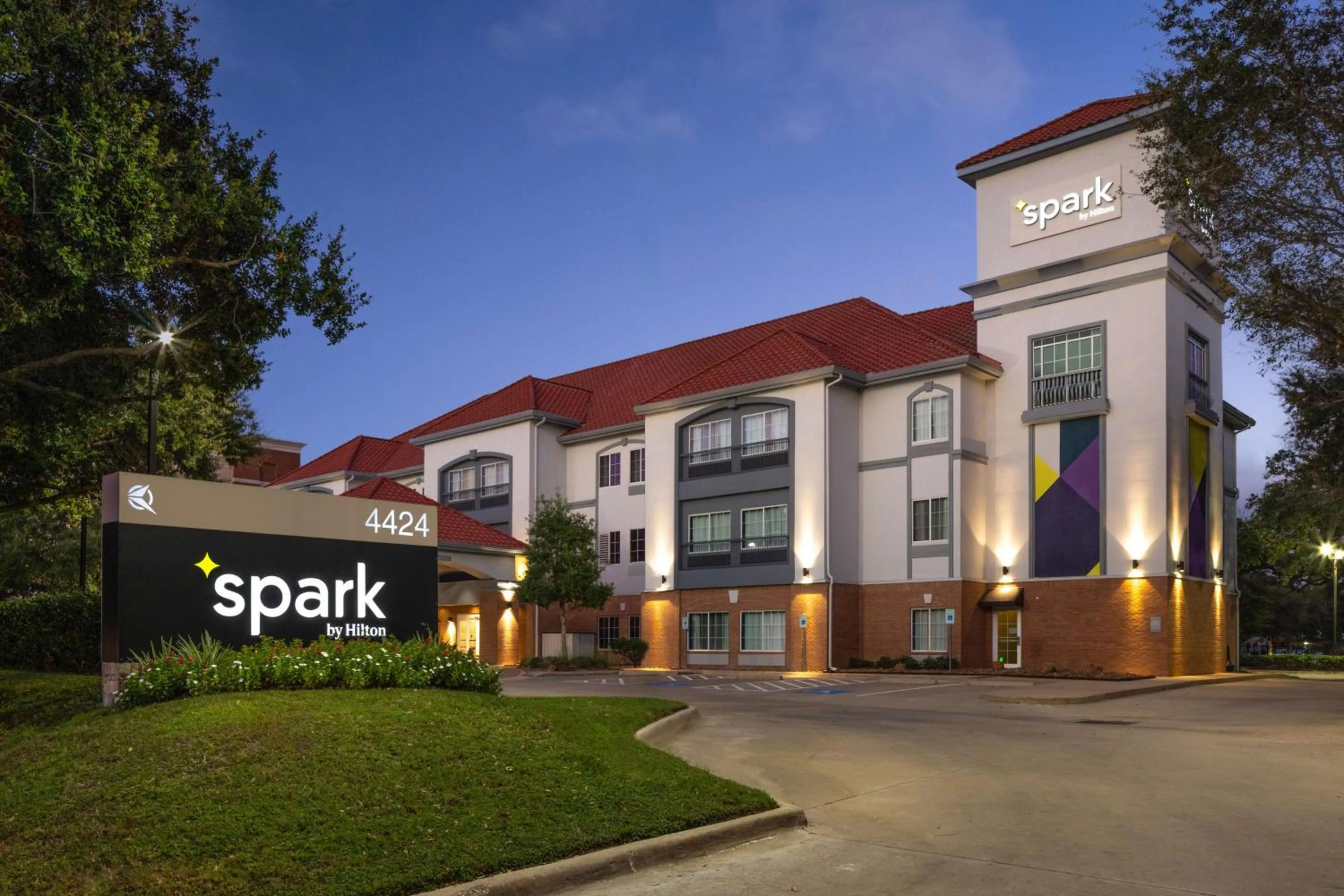 Property building in Spark by Hilton Houston West Clay Road