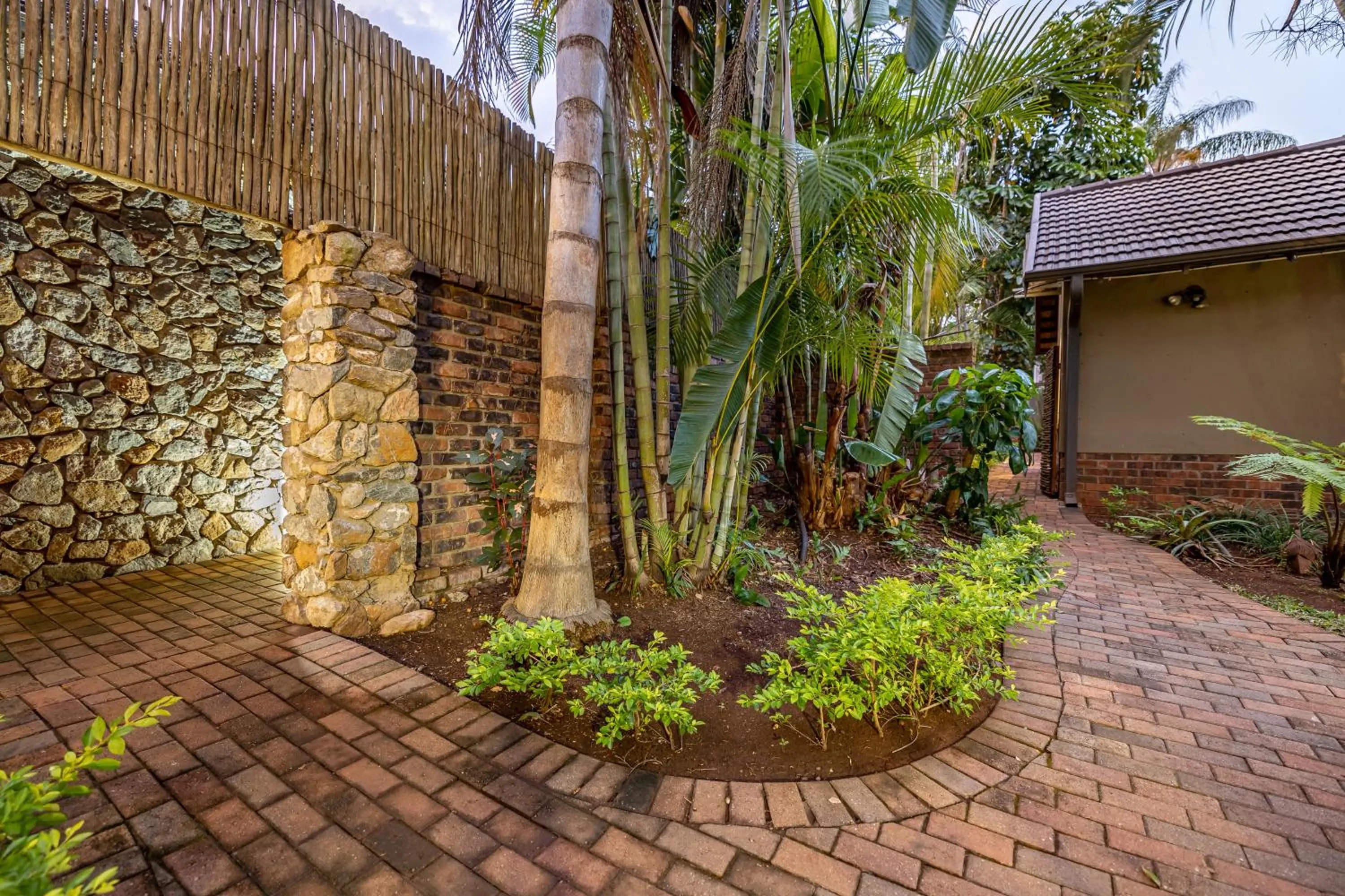 Garden in Mhlati Guest Cottages