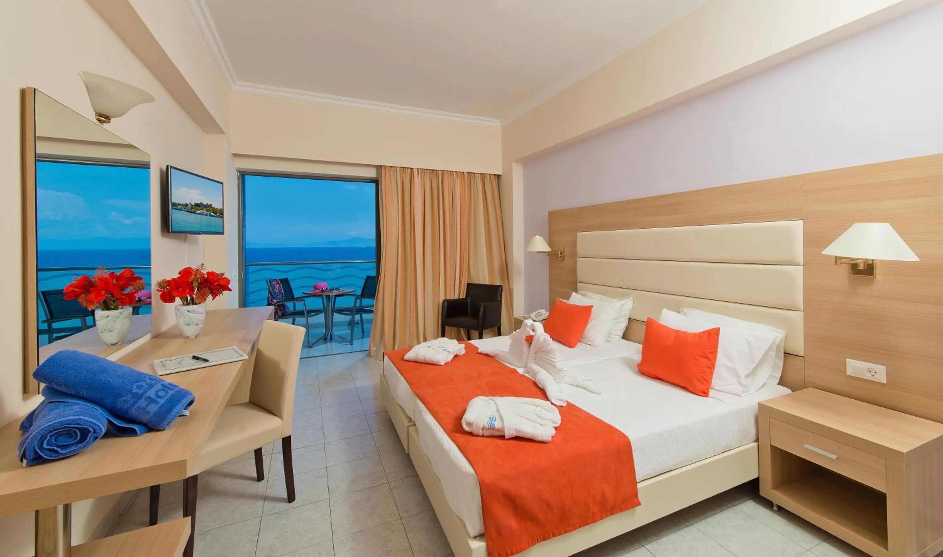 Twin Room with Sea View in Belair Beach Hotel